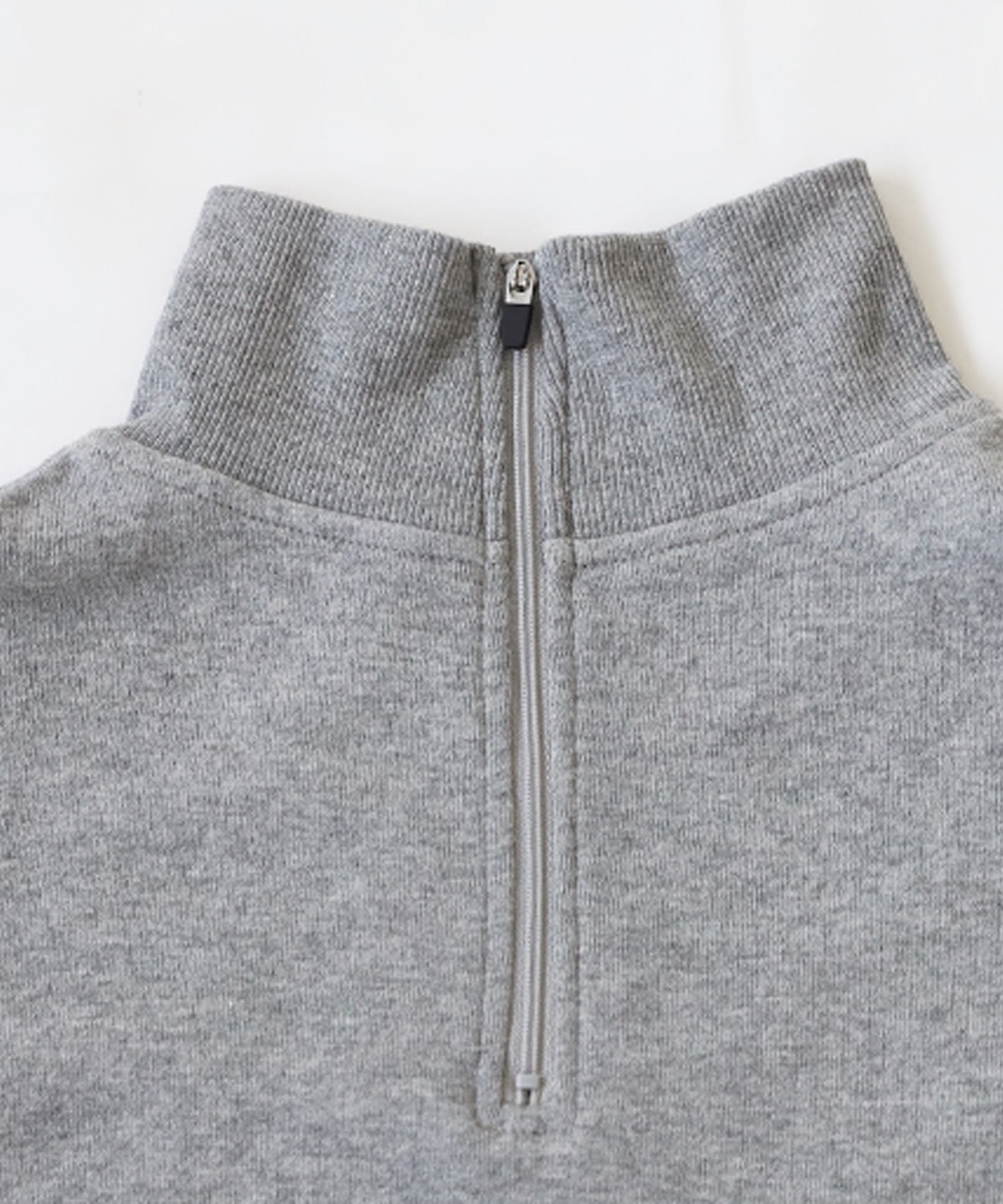 Men's half zip pullover