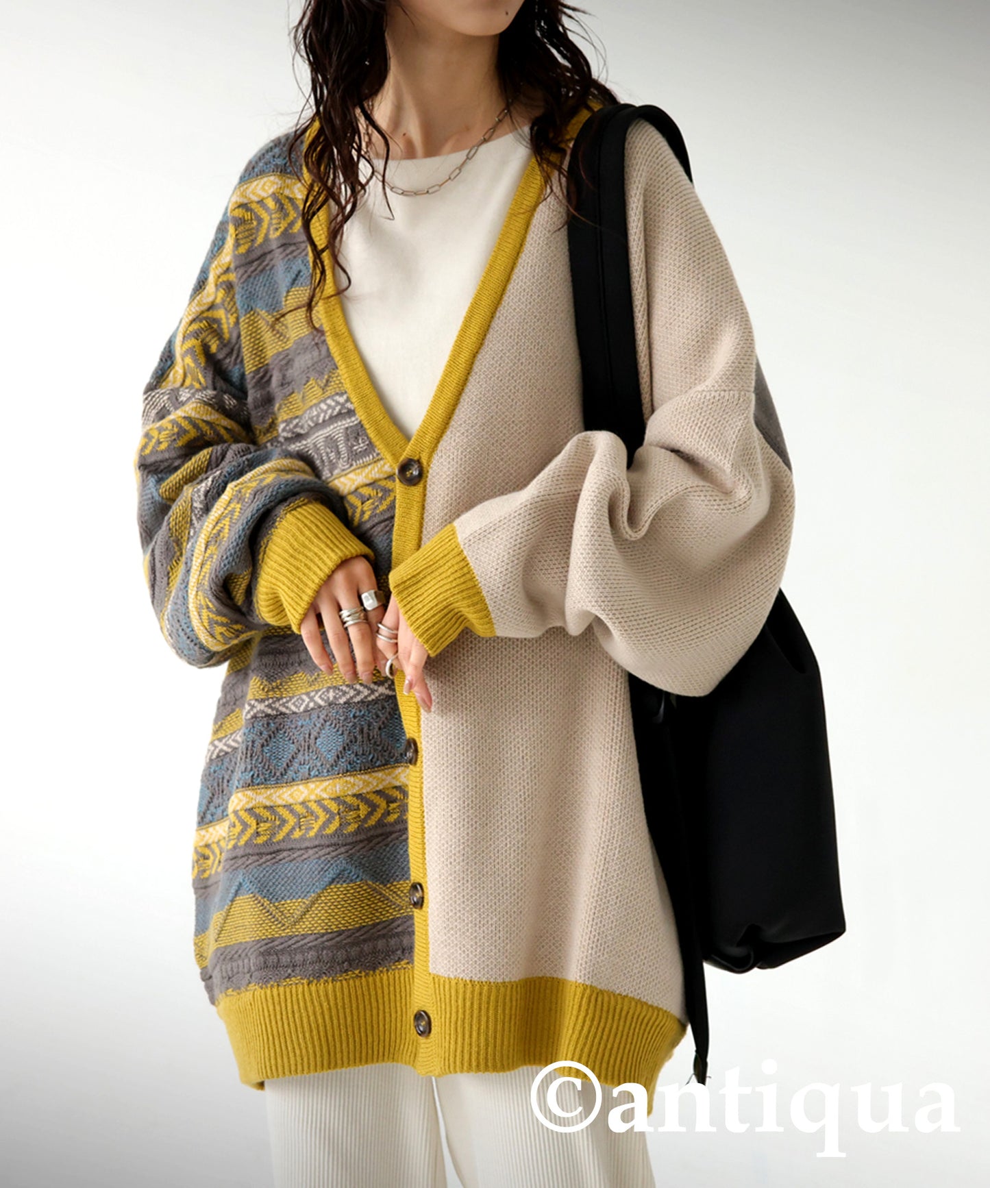 Ladies knittig asymmetry cardigan