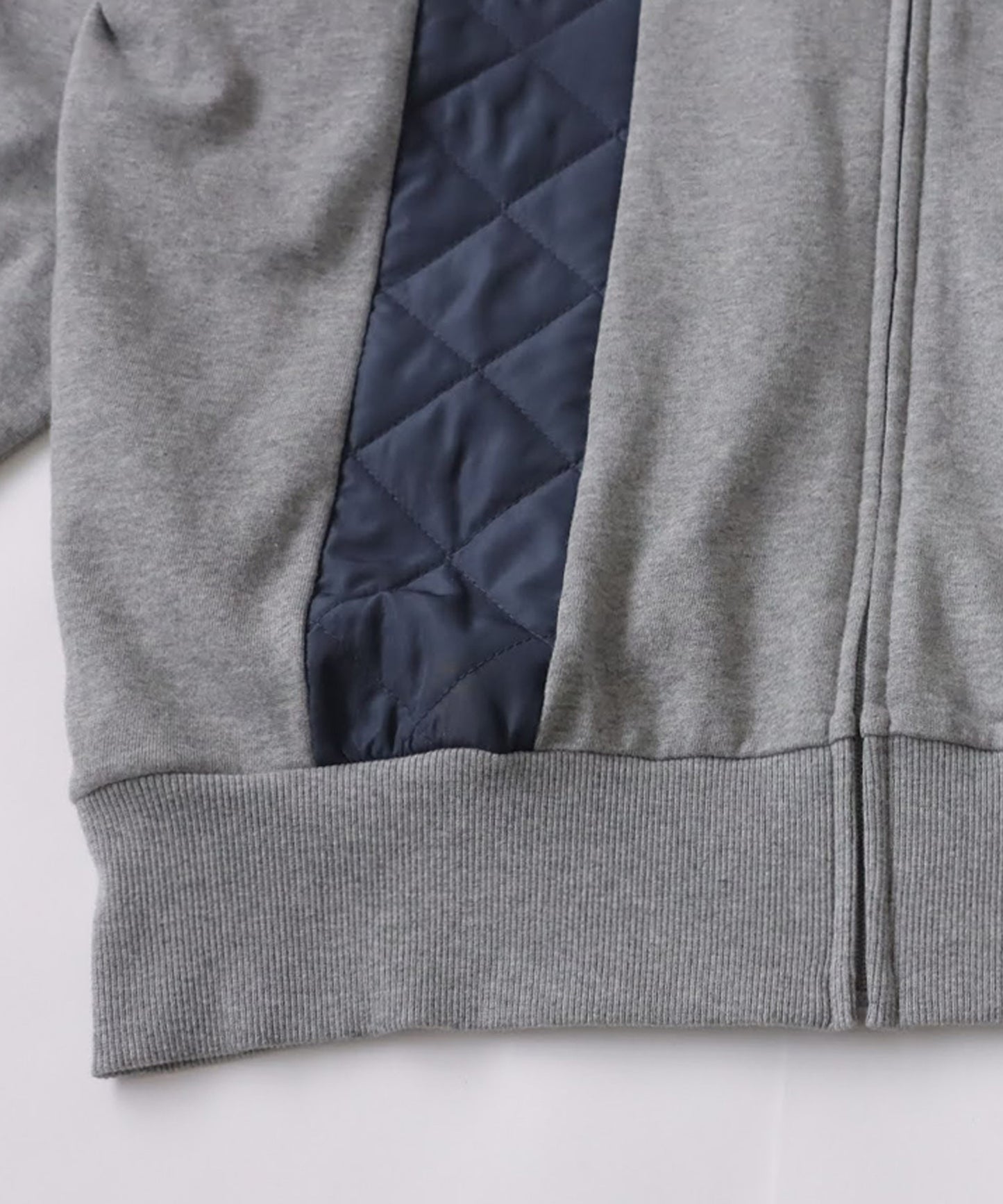 Ladies quilted switching hoodie