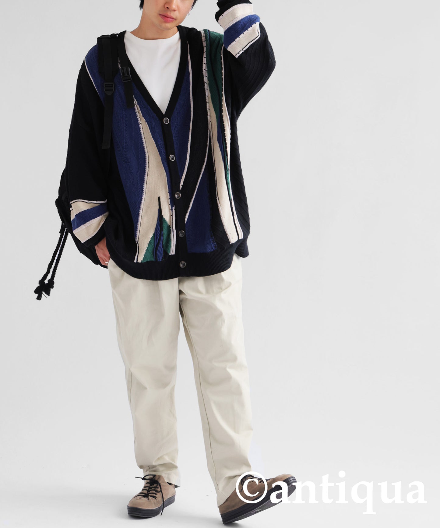 Retro style V-neck Cardigan Men's