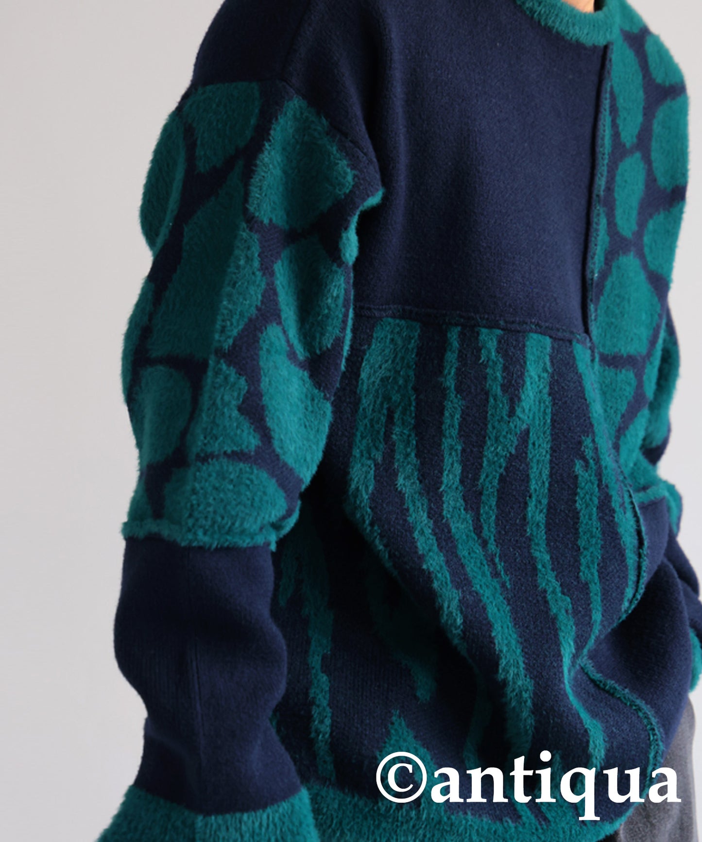 Men's Jacquard knitting sweater with animal print