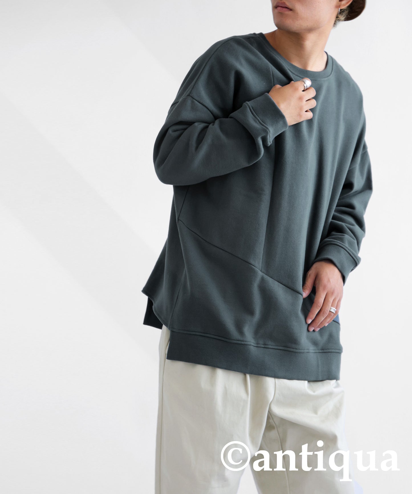 Asymmetric pile fabric pullover Men's