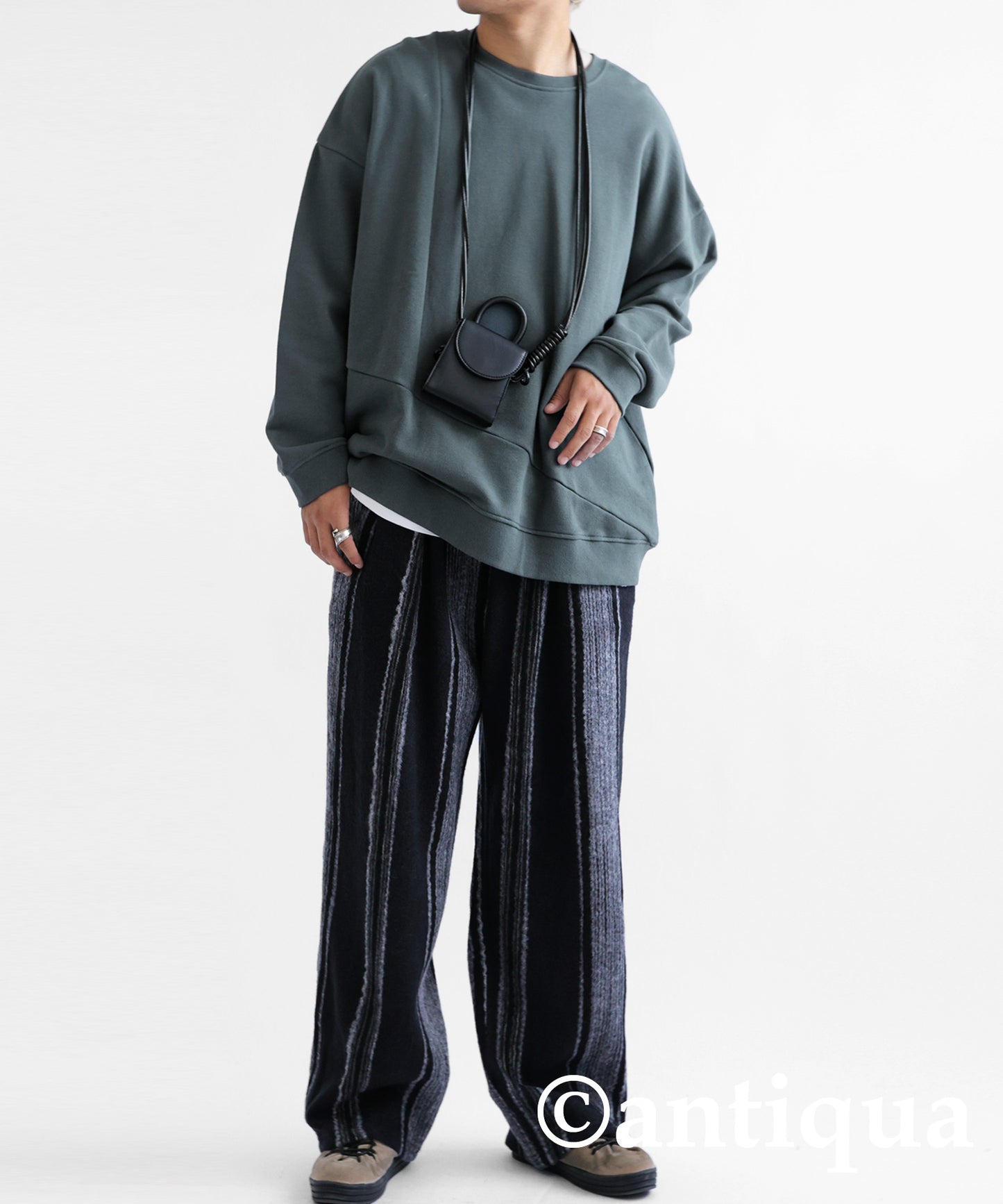 Asymmetric pile fabric pullover Men's