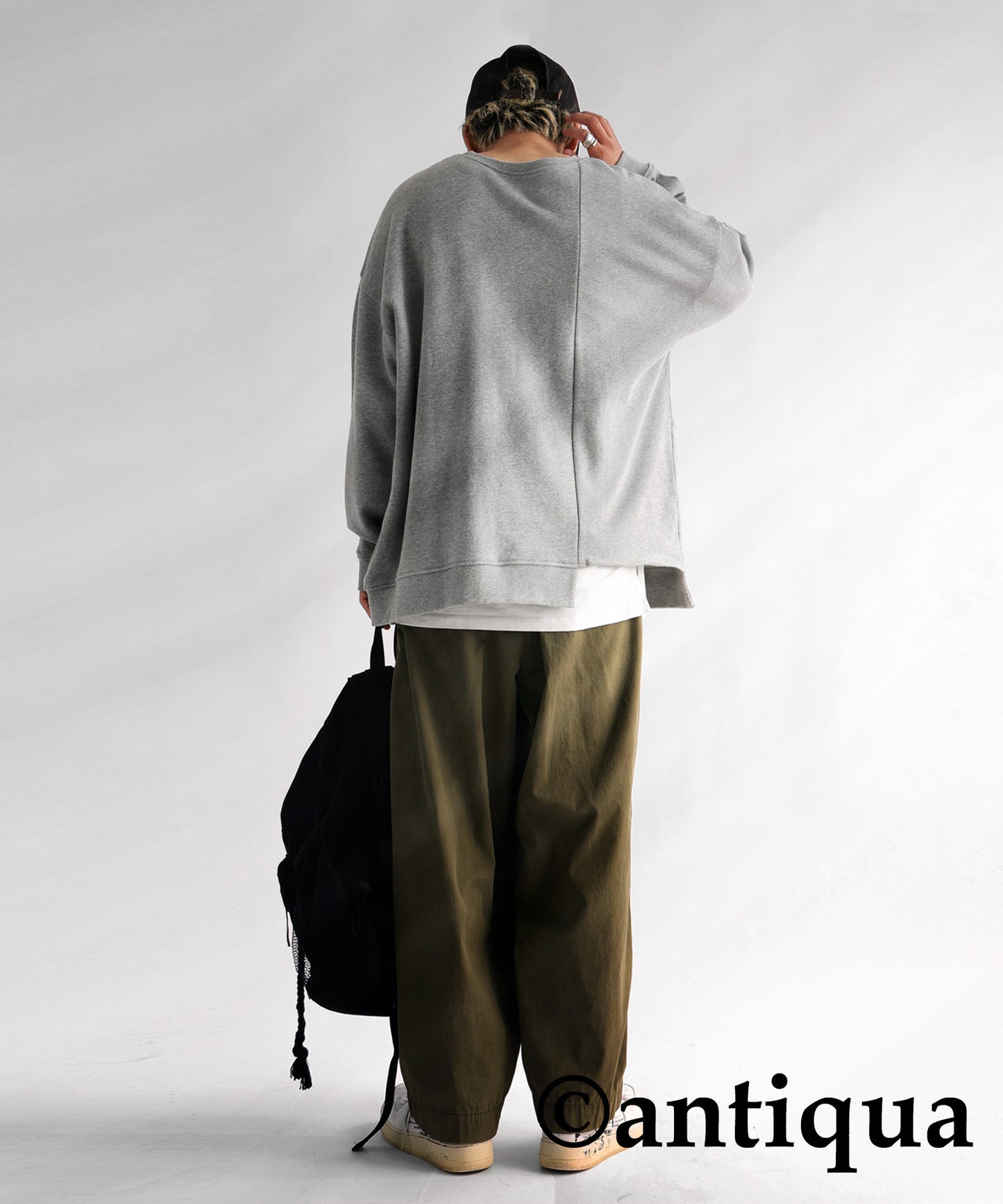 Asymmetric pile fabric pullover Men's