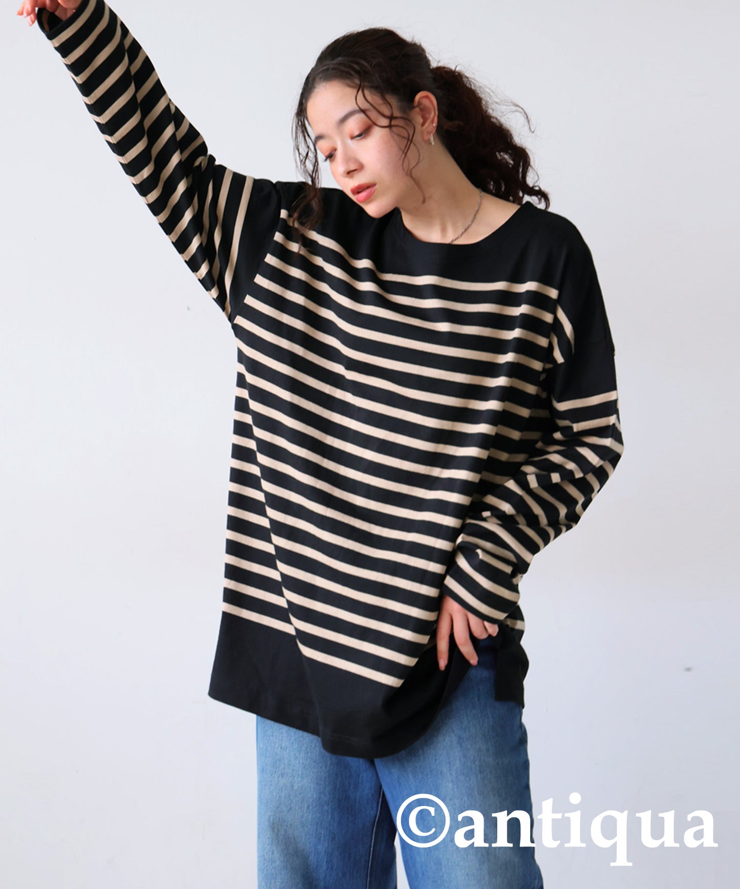 Basque fabric Border long T-shirt Ladies