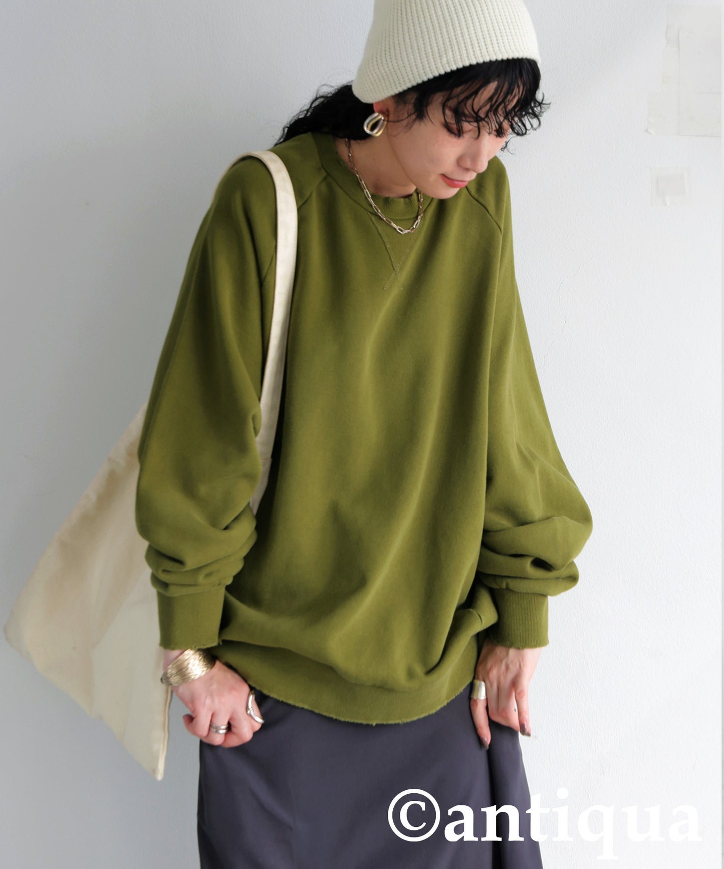 Damaged Raglan Sweatshirt Ladies