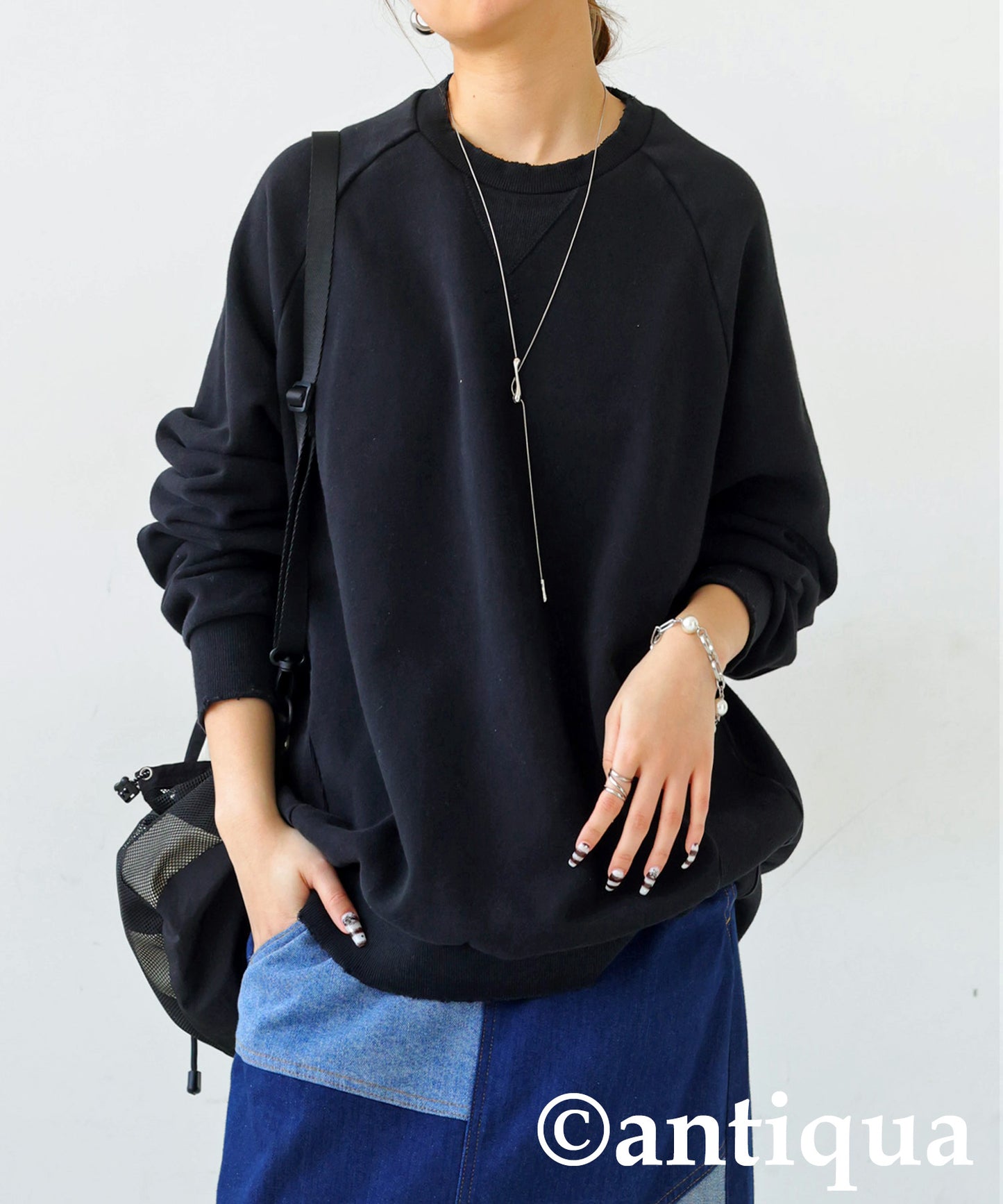 Damaged Raglan Sweatshirt Ladies