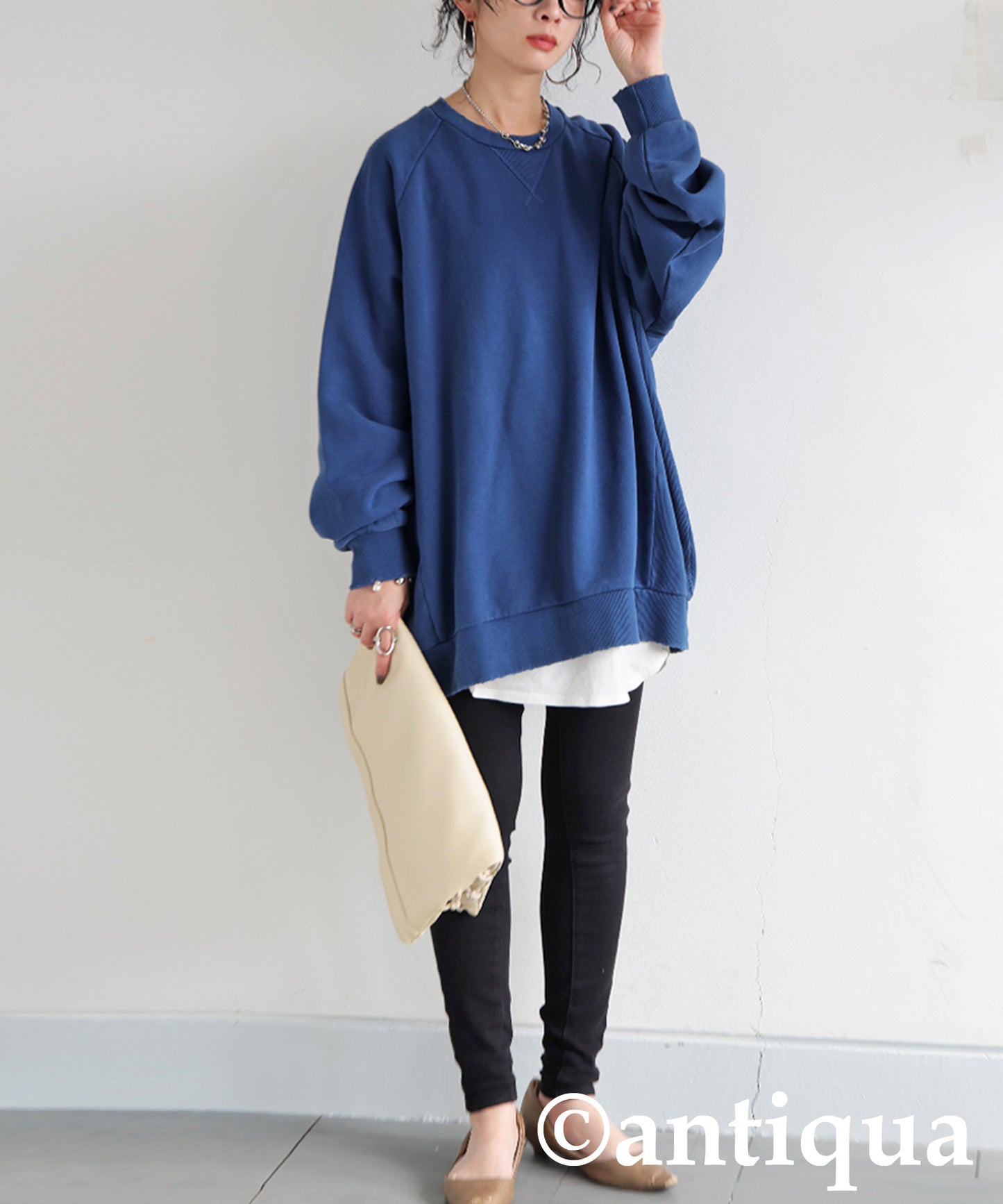 Damaged Raglan Sweatshirt Ladies