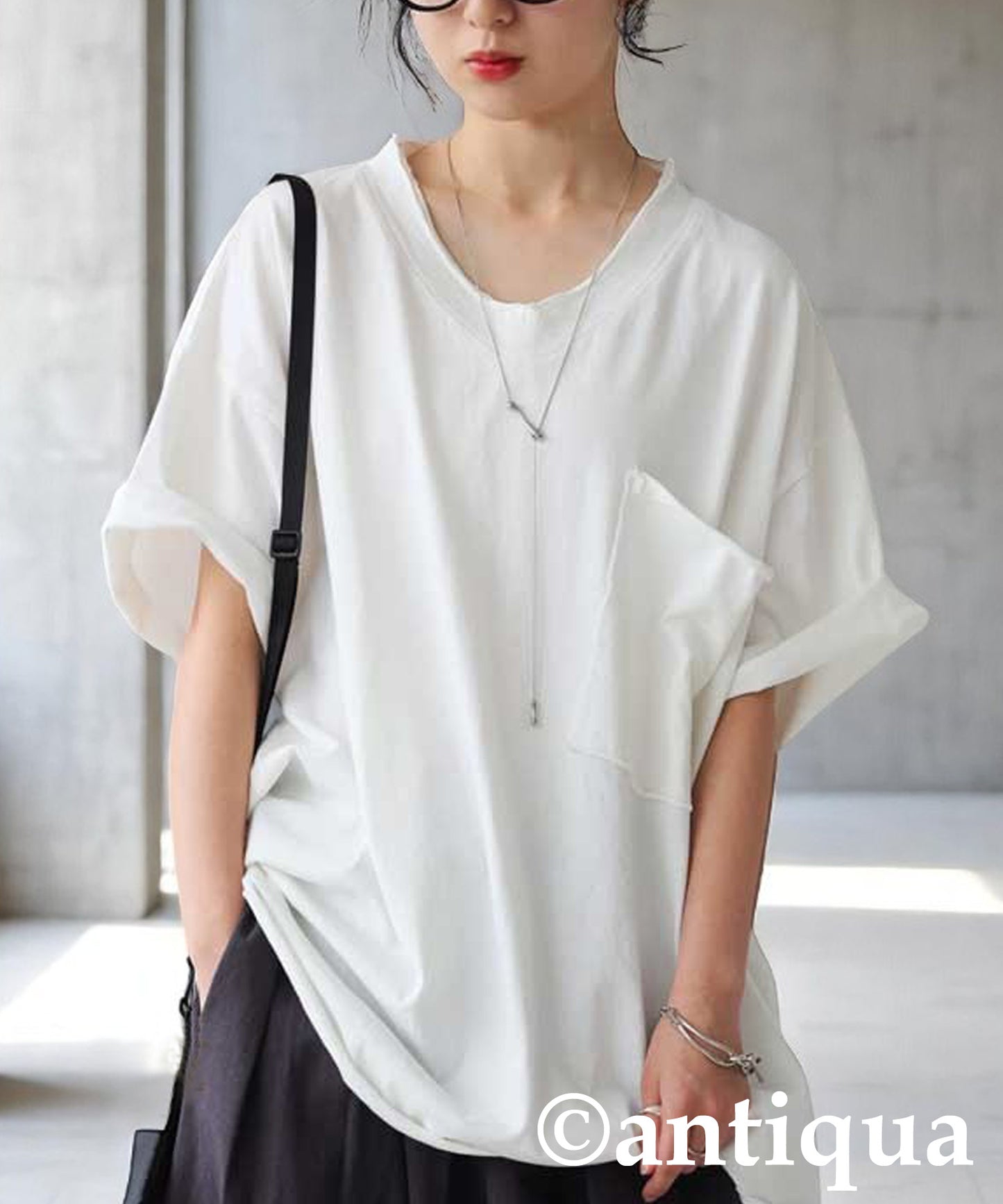 Ladies Cut-Off Big T-Shirt