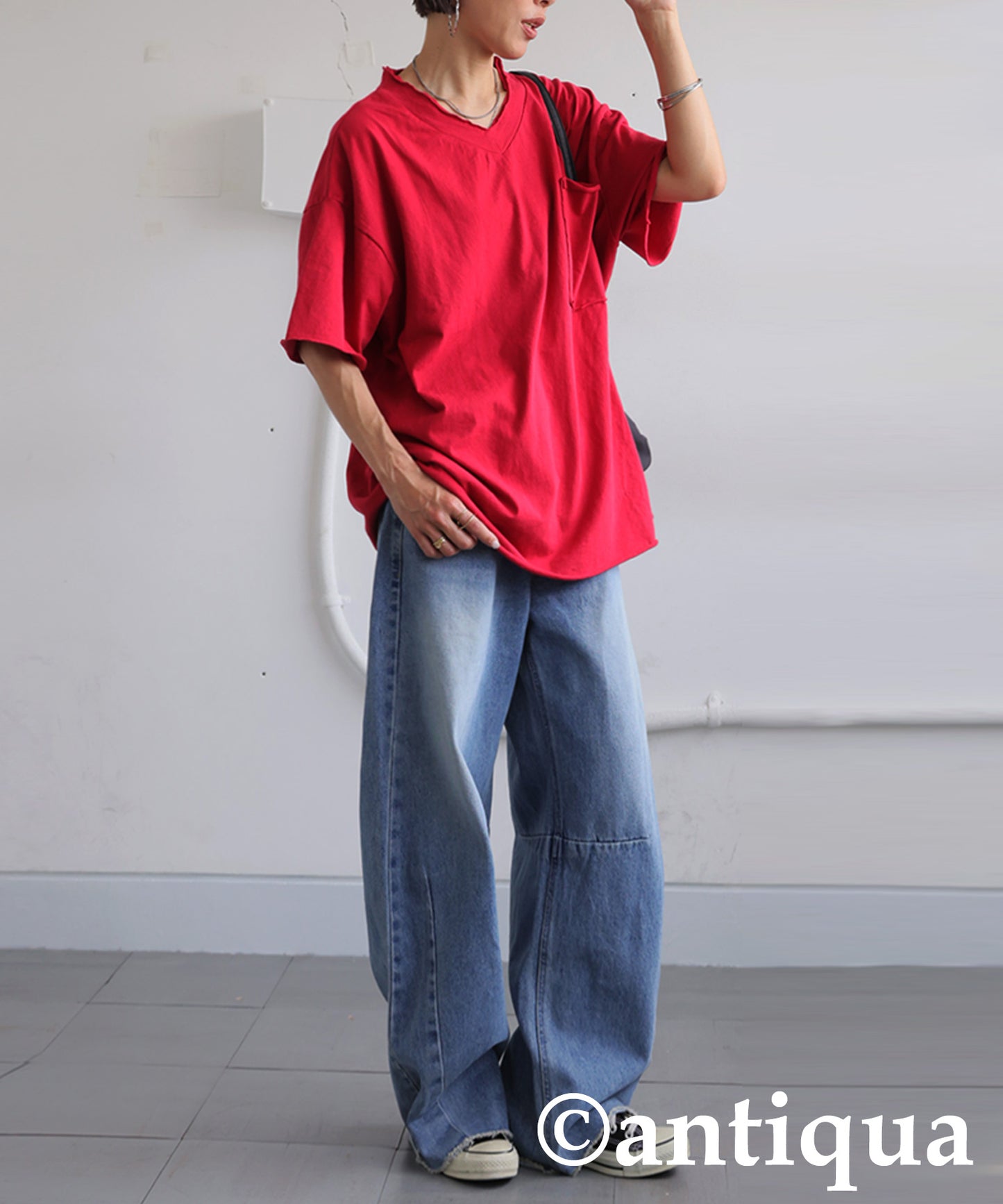 Ladies Cut-Off Big T-Shirt