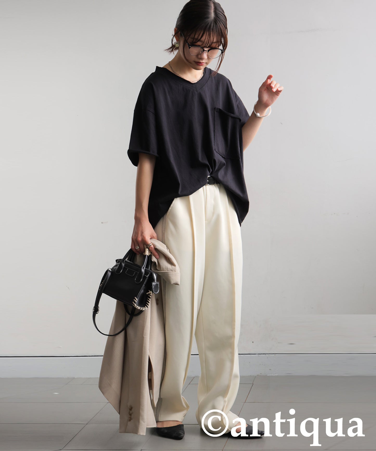 Ladies Cut-Off Big T-Shirt