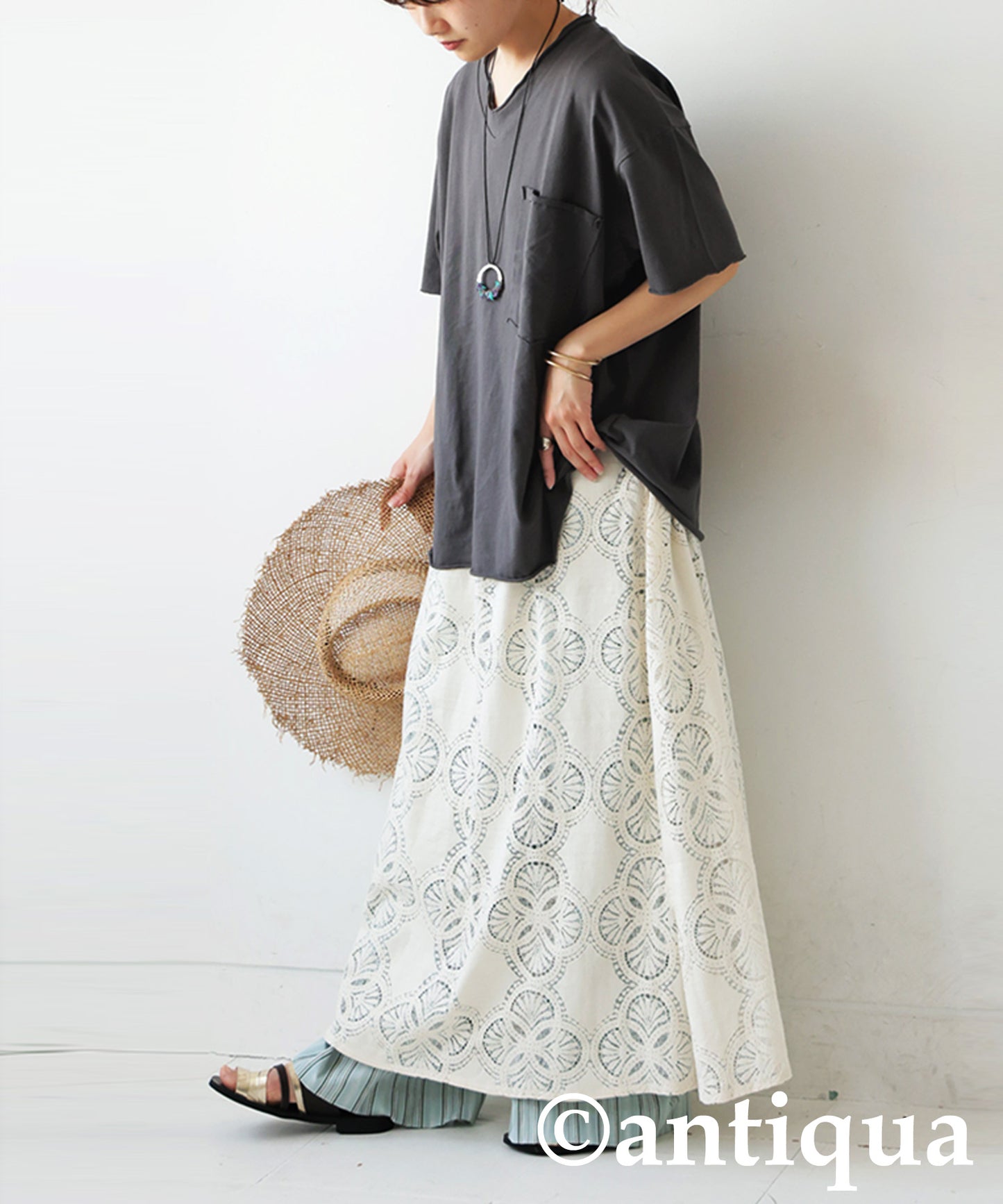 Ladies Cut-Off Big T-Shirt