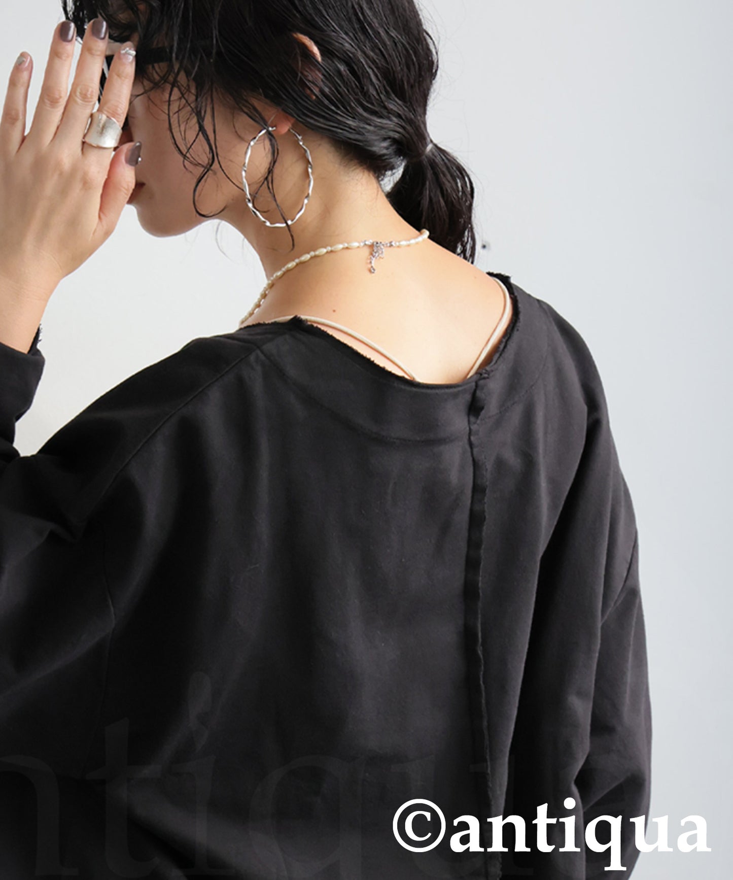 V-Neck Cardigan Ladies