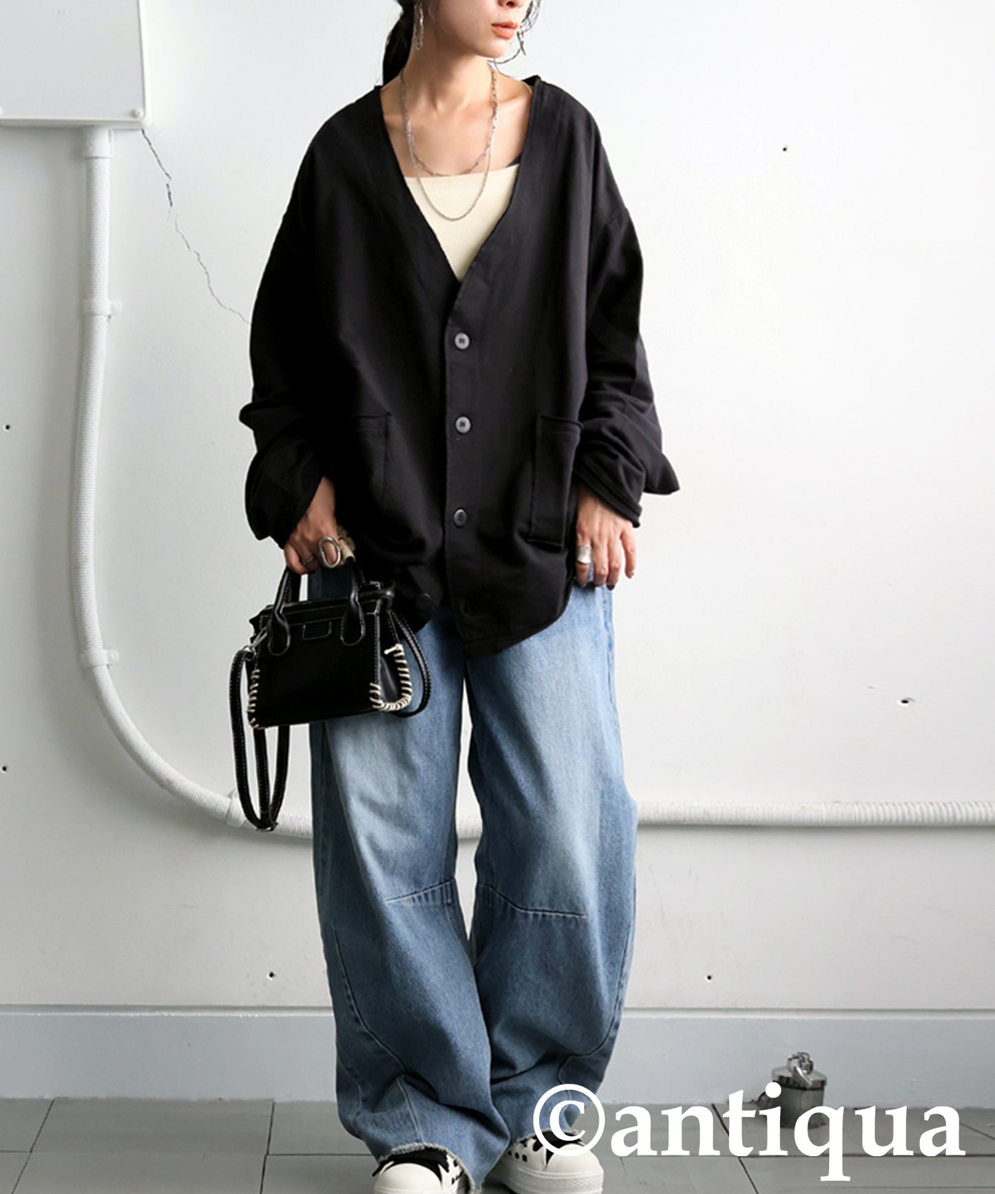 V-Neck Cardigan Ladies