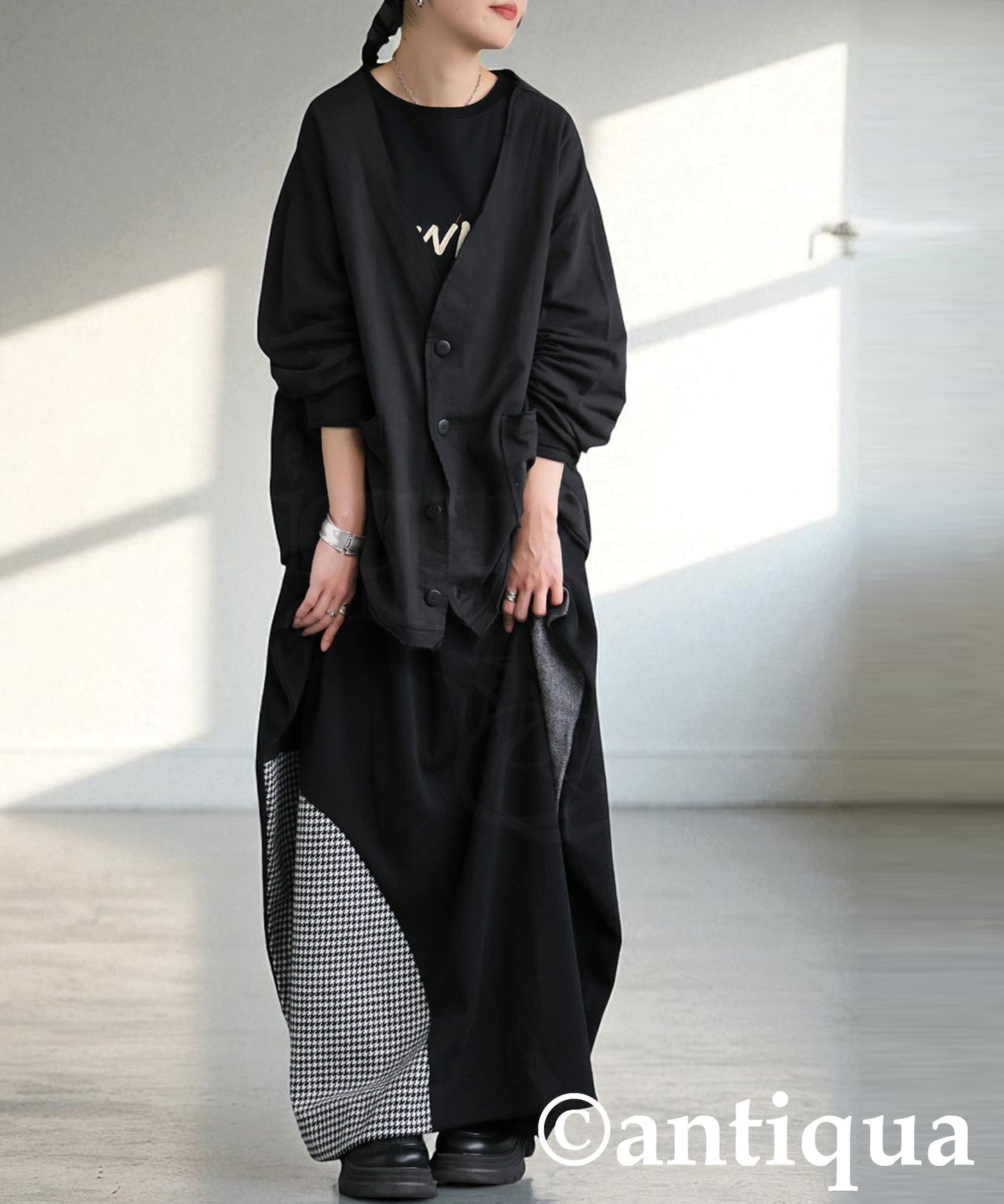 V-Neck Cardigan Ladies