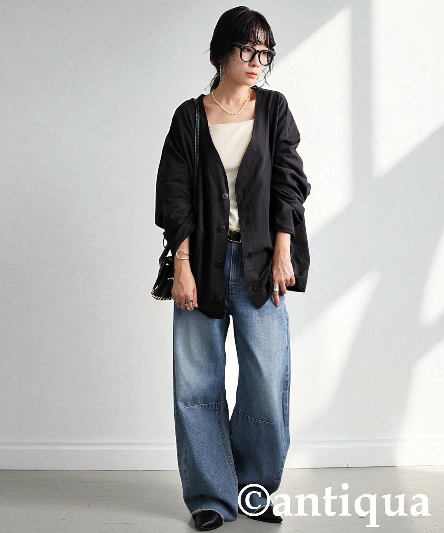 V-Neck Cardigan Ladies