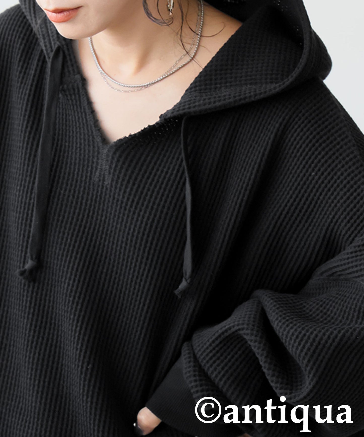 Gusset-Style Neck Hoodie Ladies