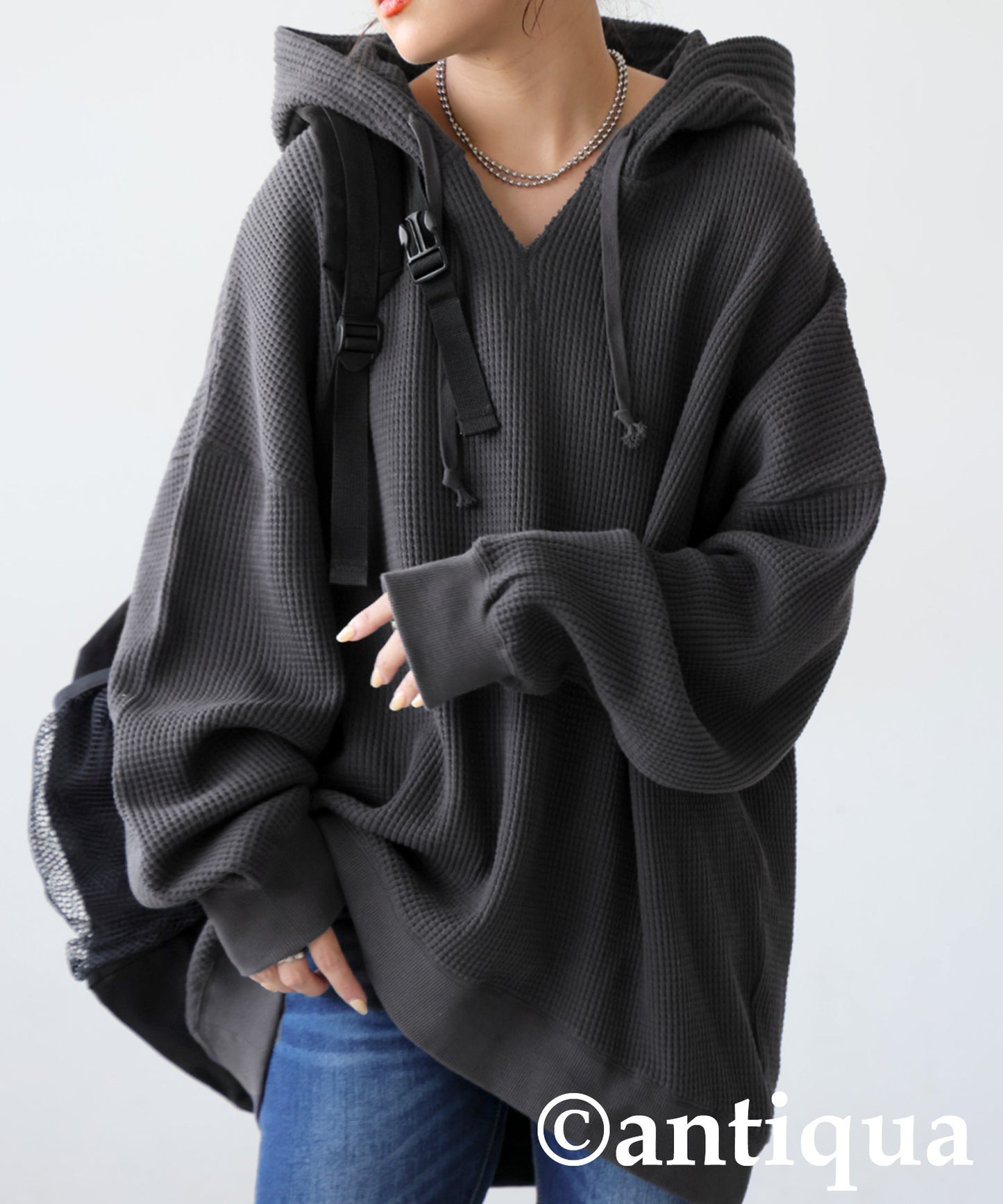 Gusset-Style Neck Hoodie Ladies