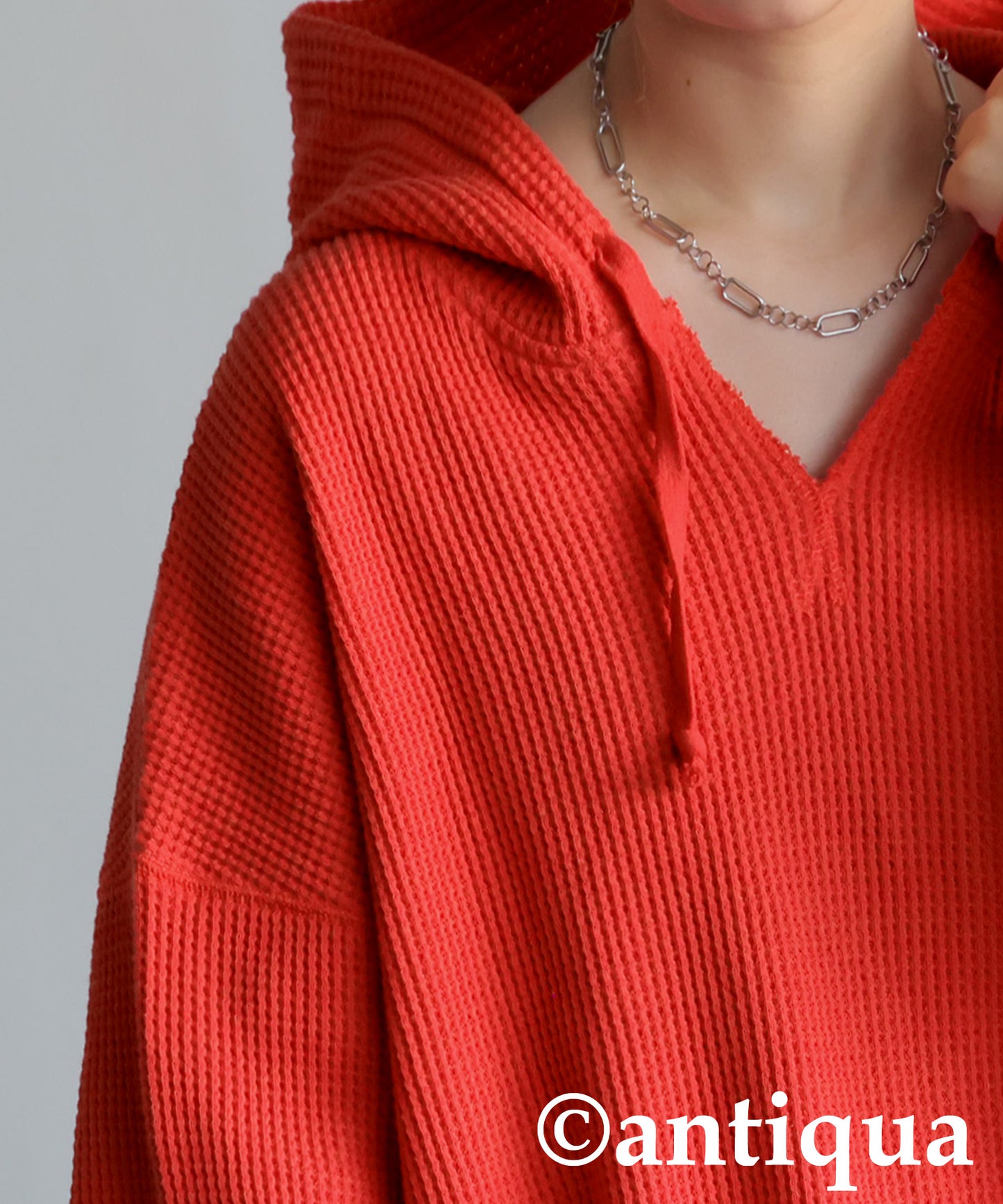 Gusset-Style Neck Hoodie Ladies