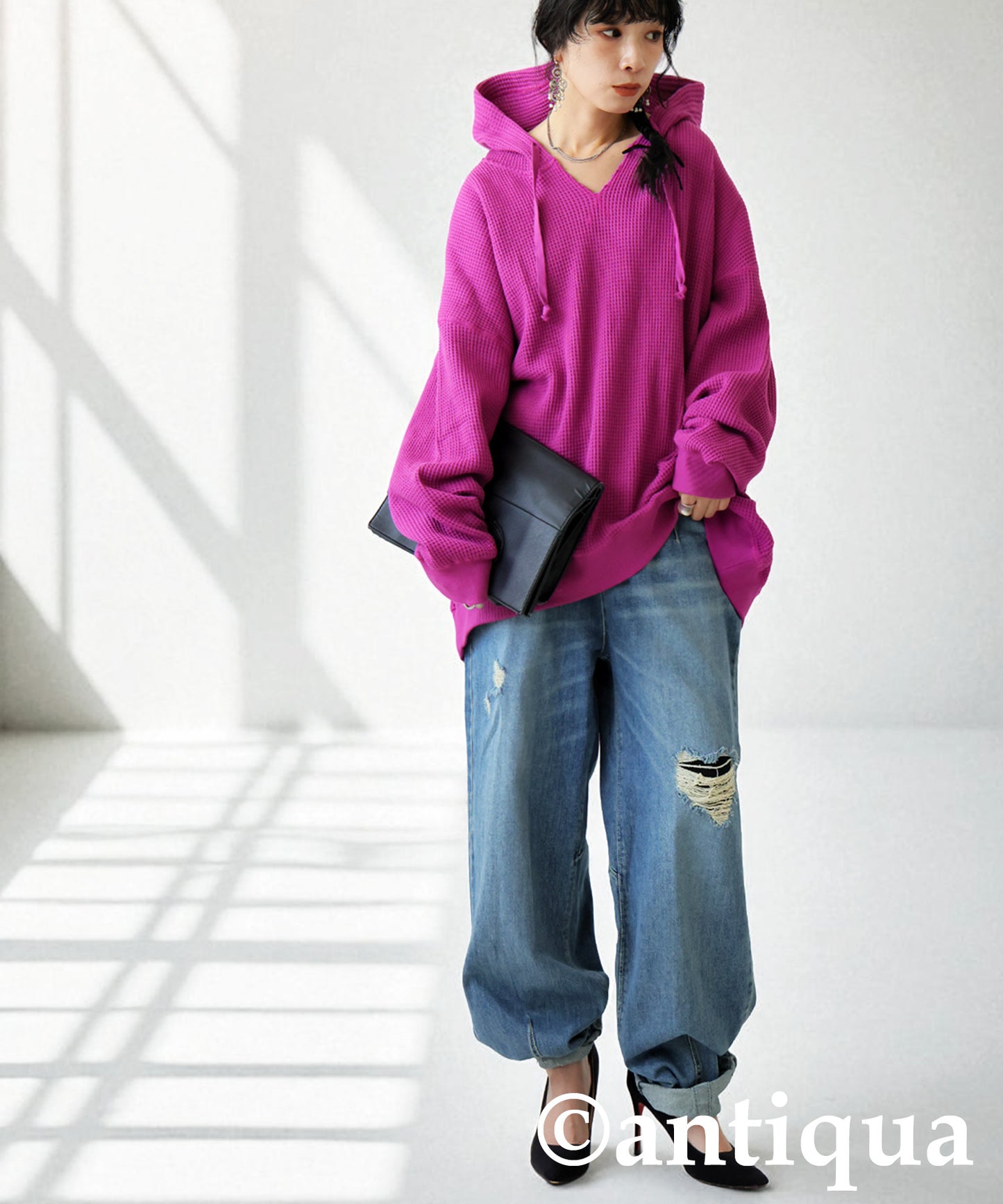 Gusset-Style Neck Hoodie Ladies