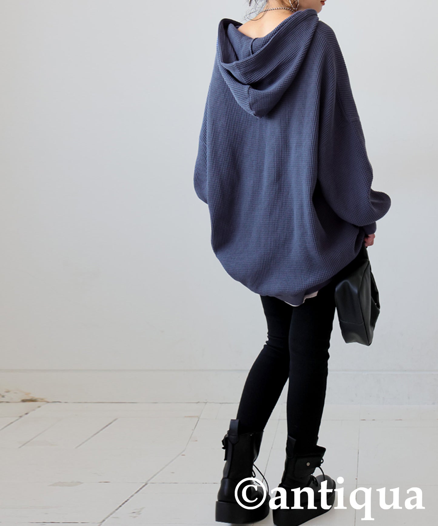 Gusset-Style Neck Hoodie Ladies