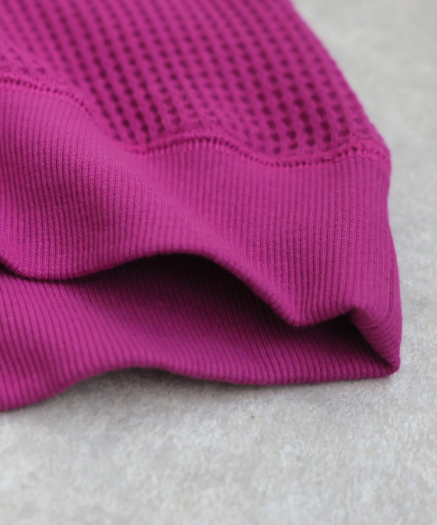 Gusset-Style Neck Hoodie Ladies