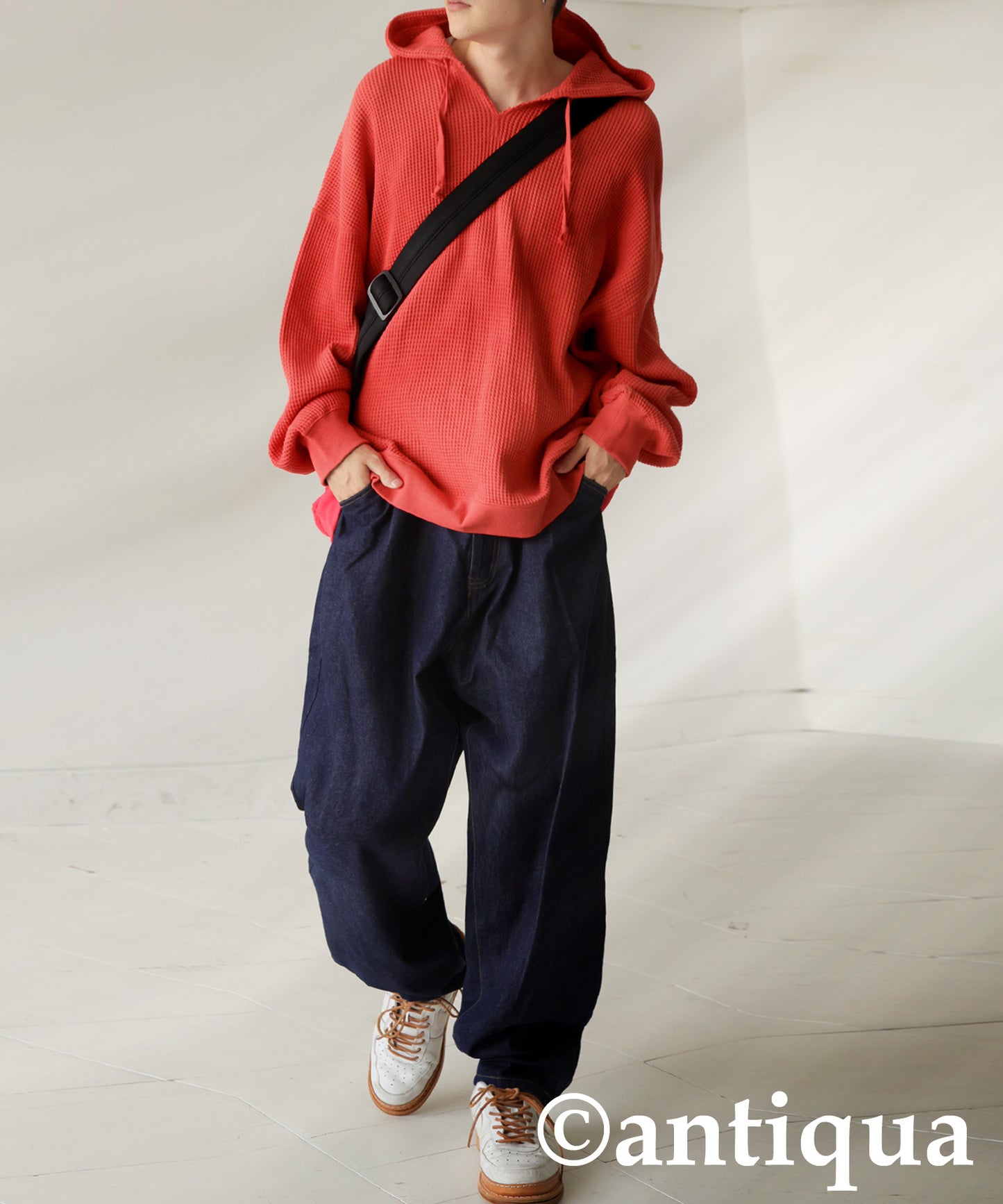 Gusseted Neck Hoodie Men's