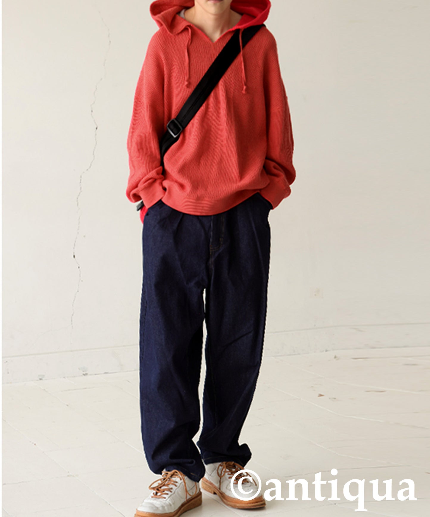 Gusseted Neck Hoodie Men's