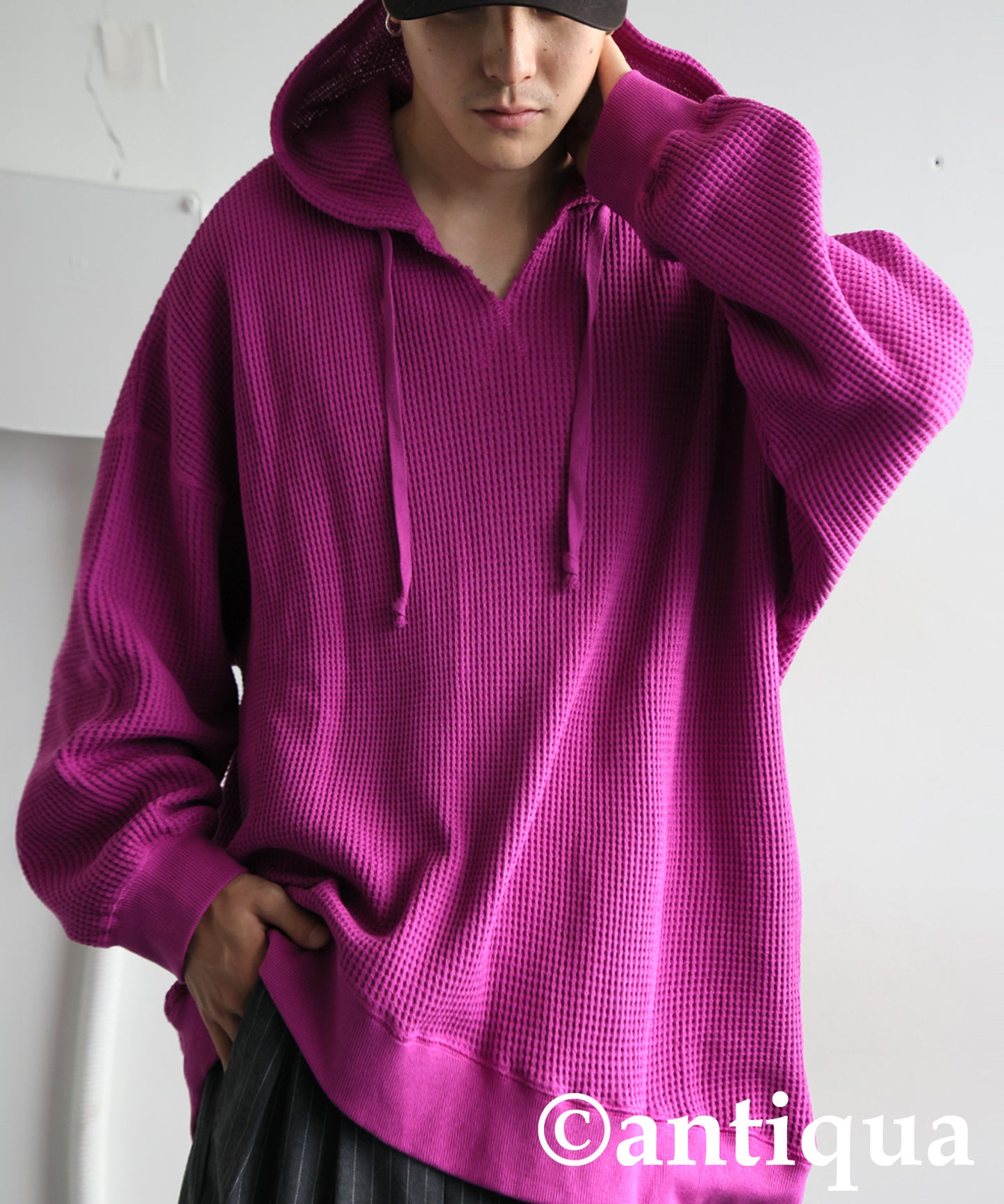 Gusseted Neck Hoodie Men's