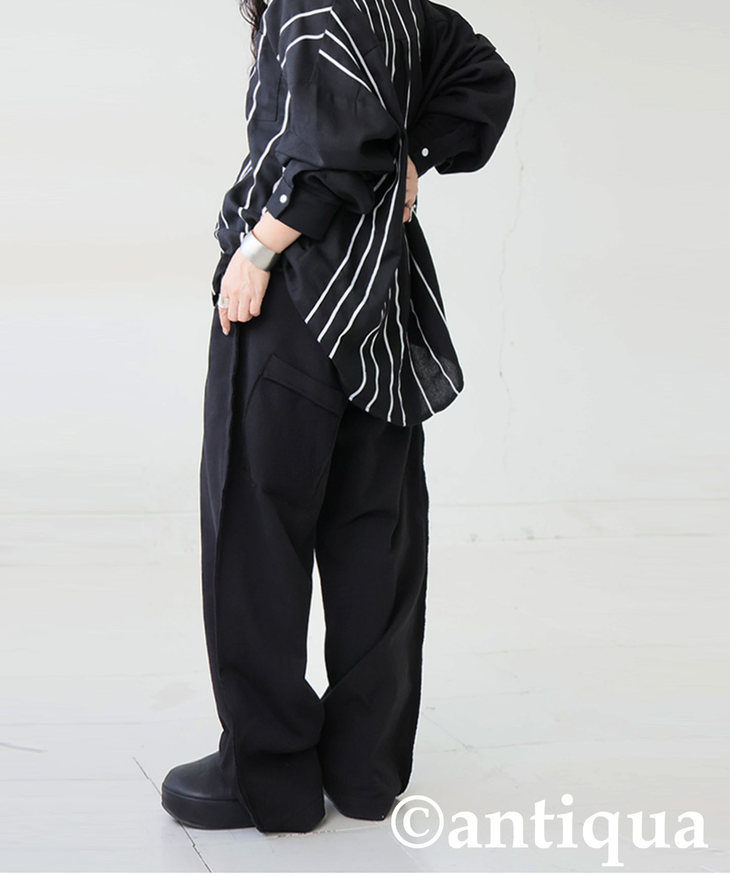 Design Pocket Sweatpants Ladies