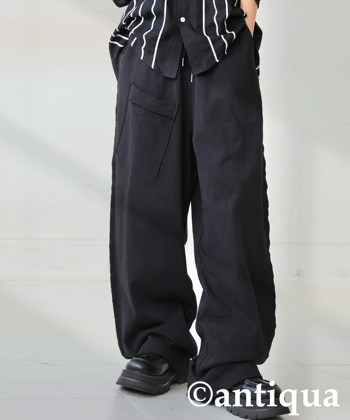 Design Pocket Sweatpants Ladies