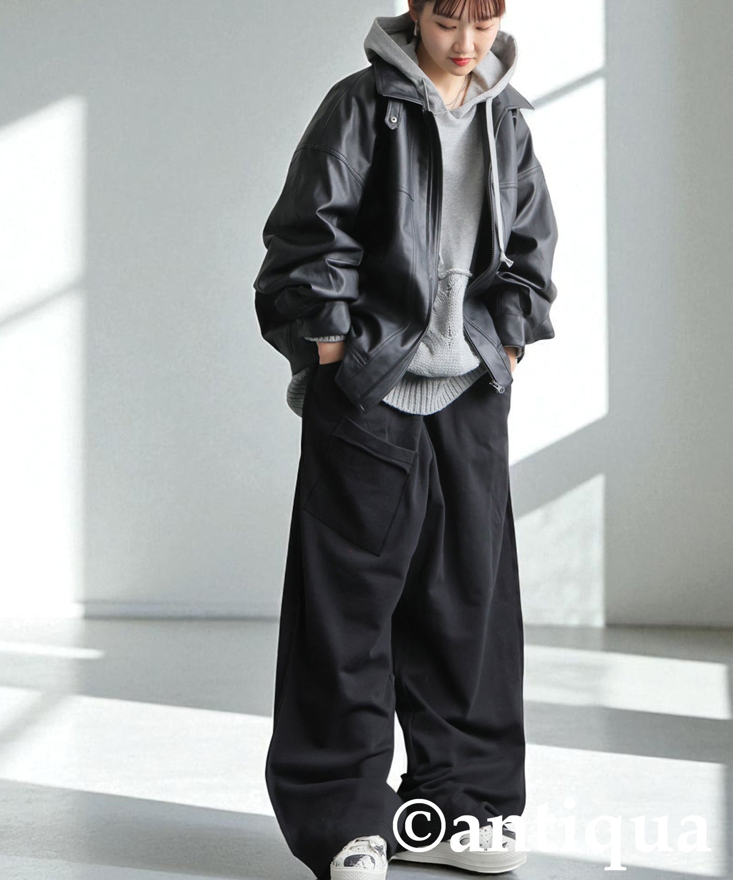 Design Pocket Sweatpants Ladies