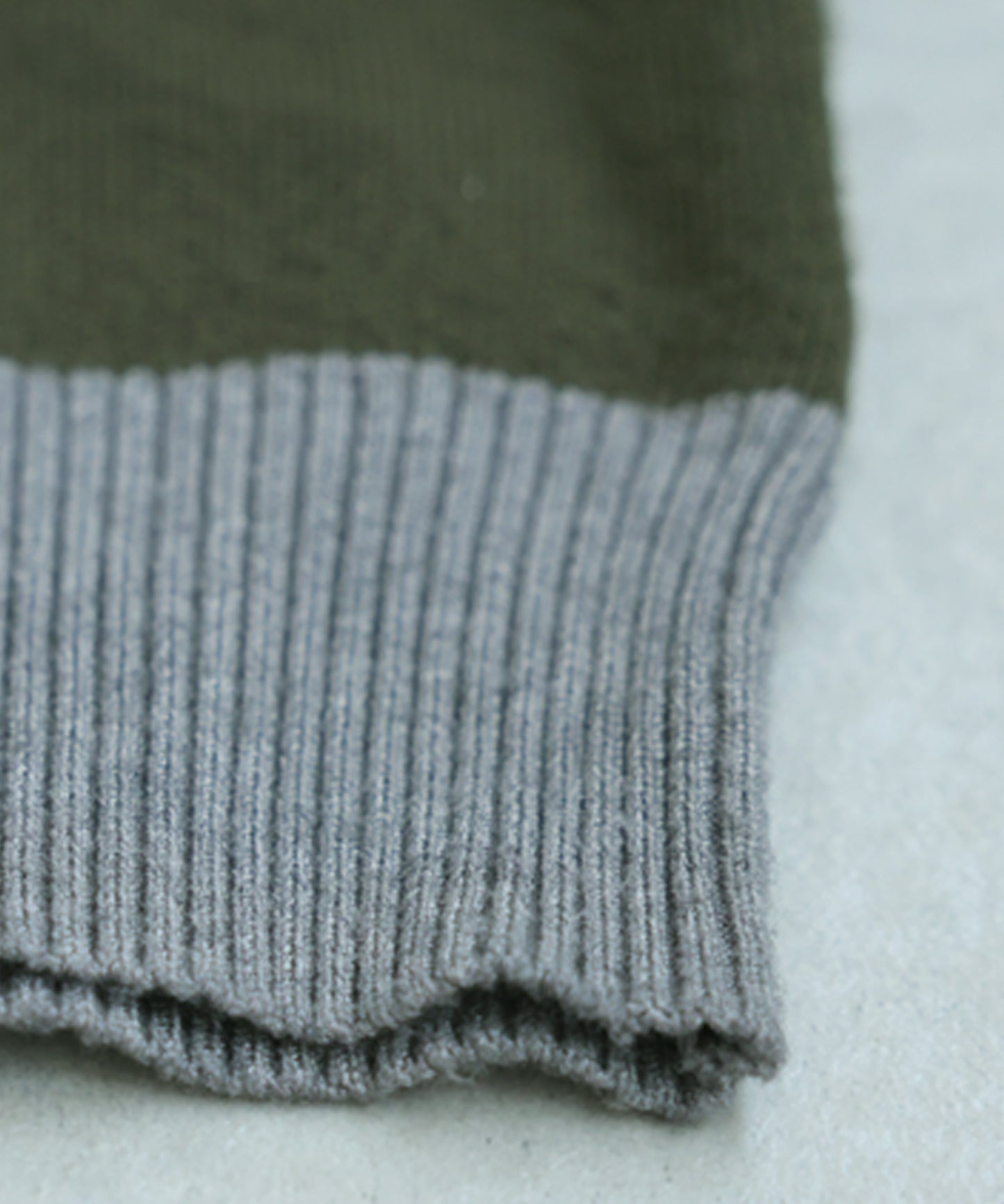 Color-Coordinated Striped Knit Tops Men's