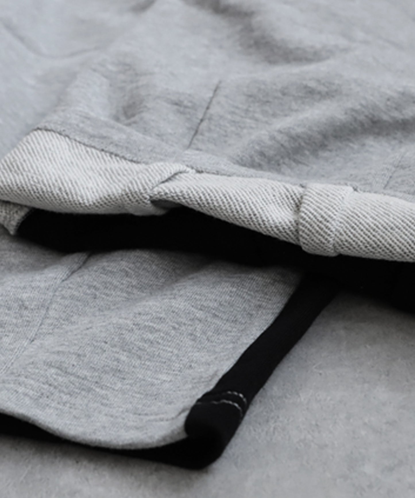 Two-Tone Fleece SweatpantsLadies