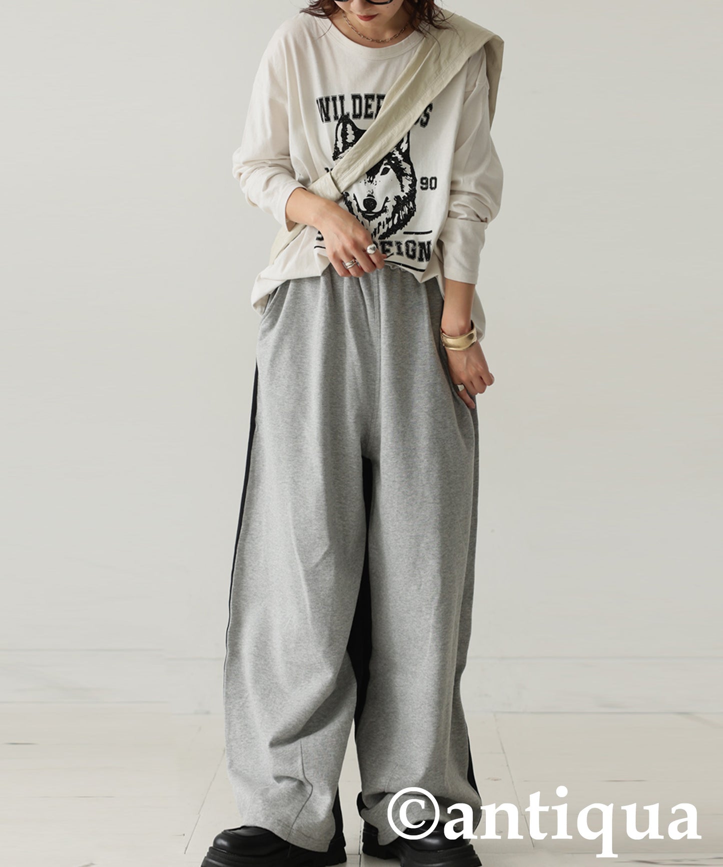 Two-Tone Fleece SweatpantsLadies