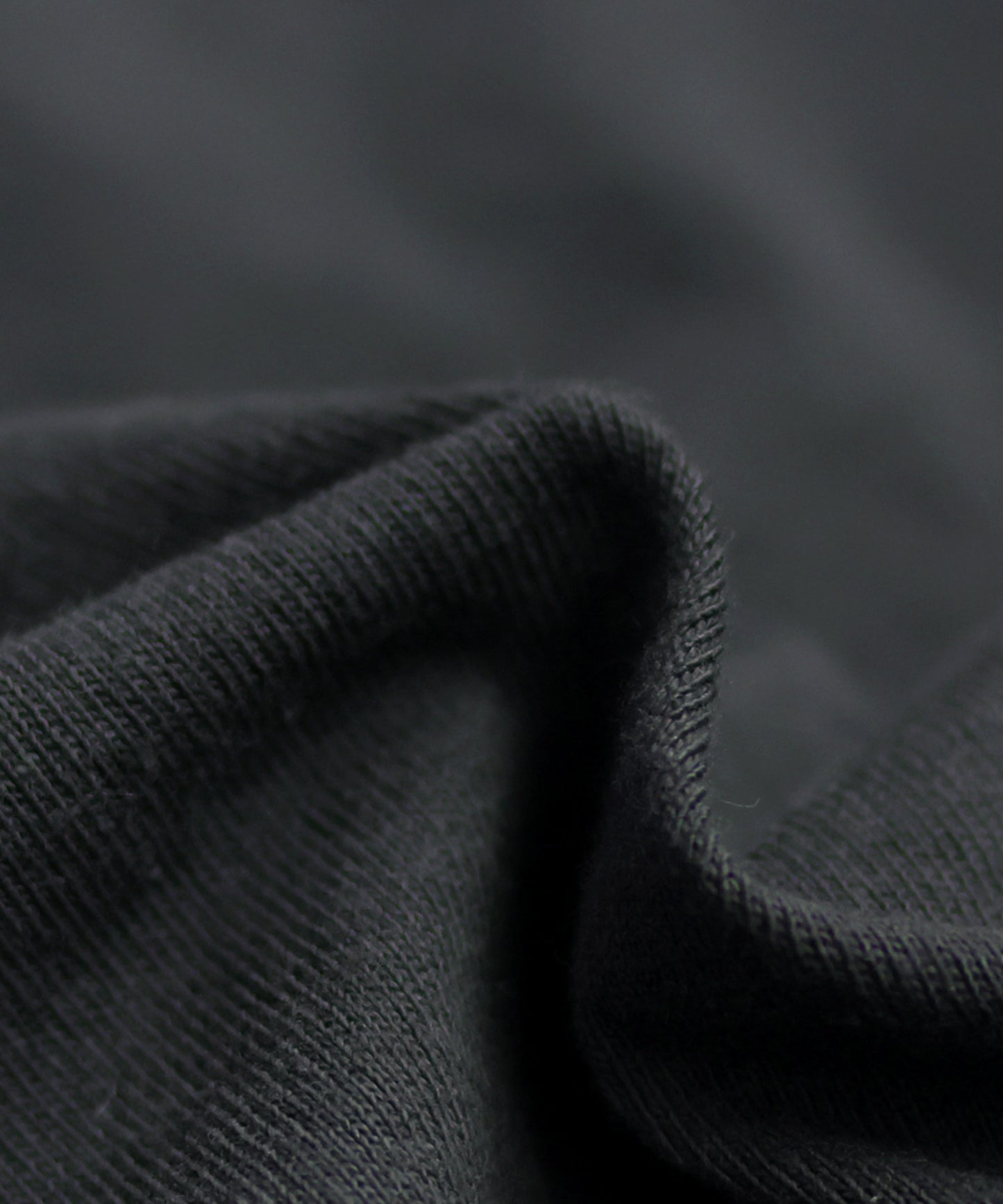 Cut-Off V-Neck Long T-Shirt Men's