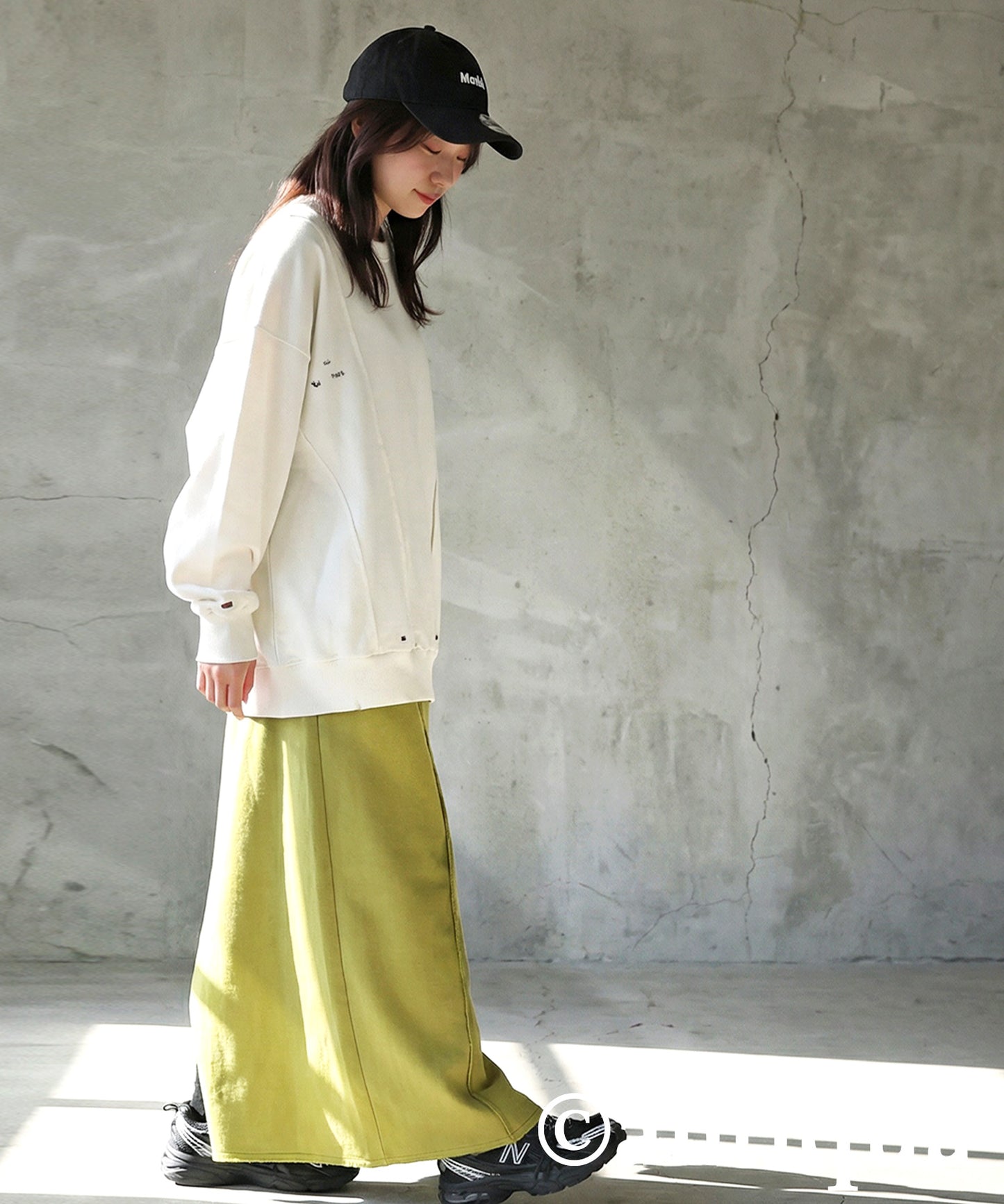 Distressed Sweatshirt Ladies