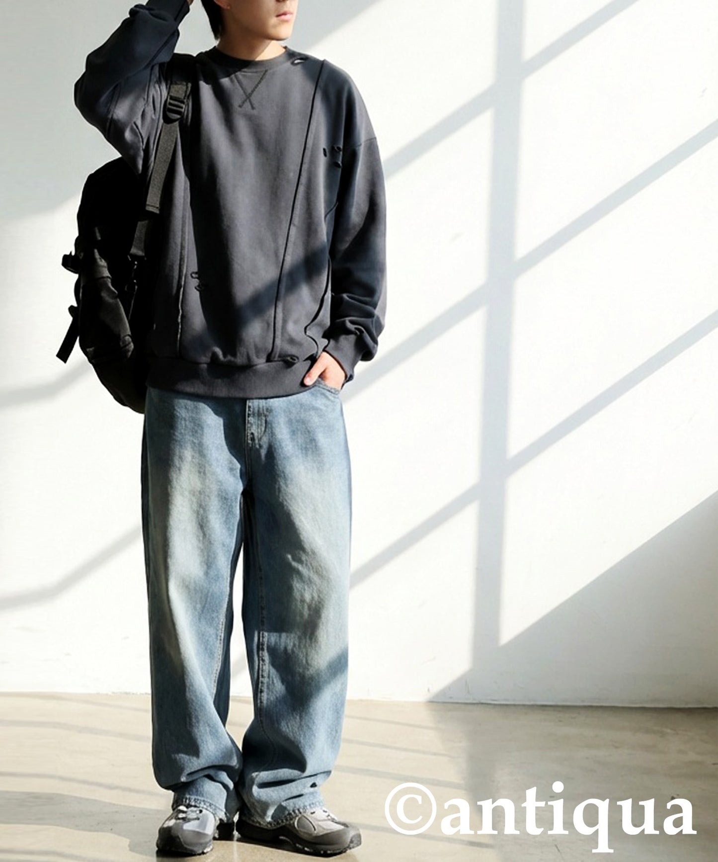 Distressed Sweatshirt Men's