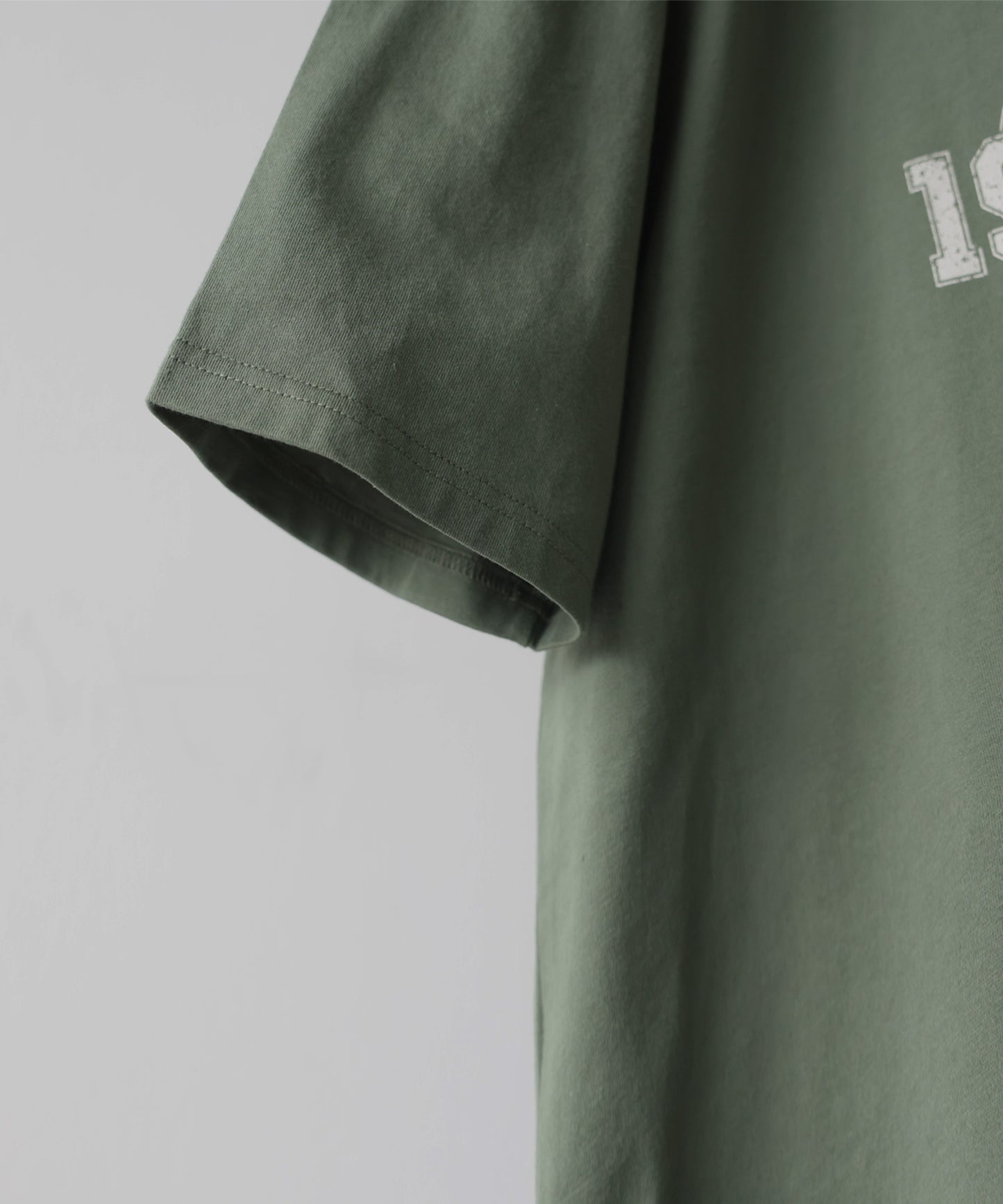 Oversized Cotton T-Shirt with Animal Embroidery – Breathable & Cooling Summer Tee Men’s