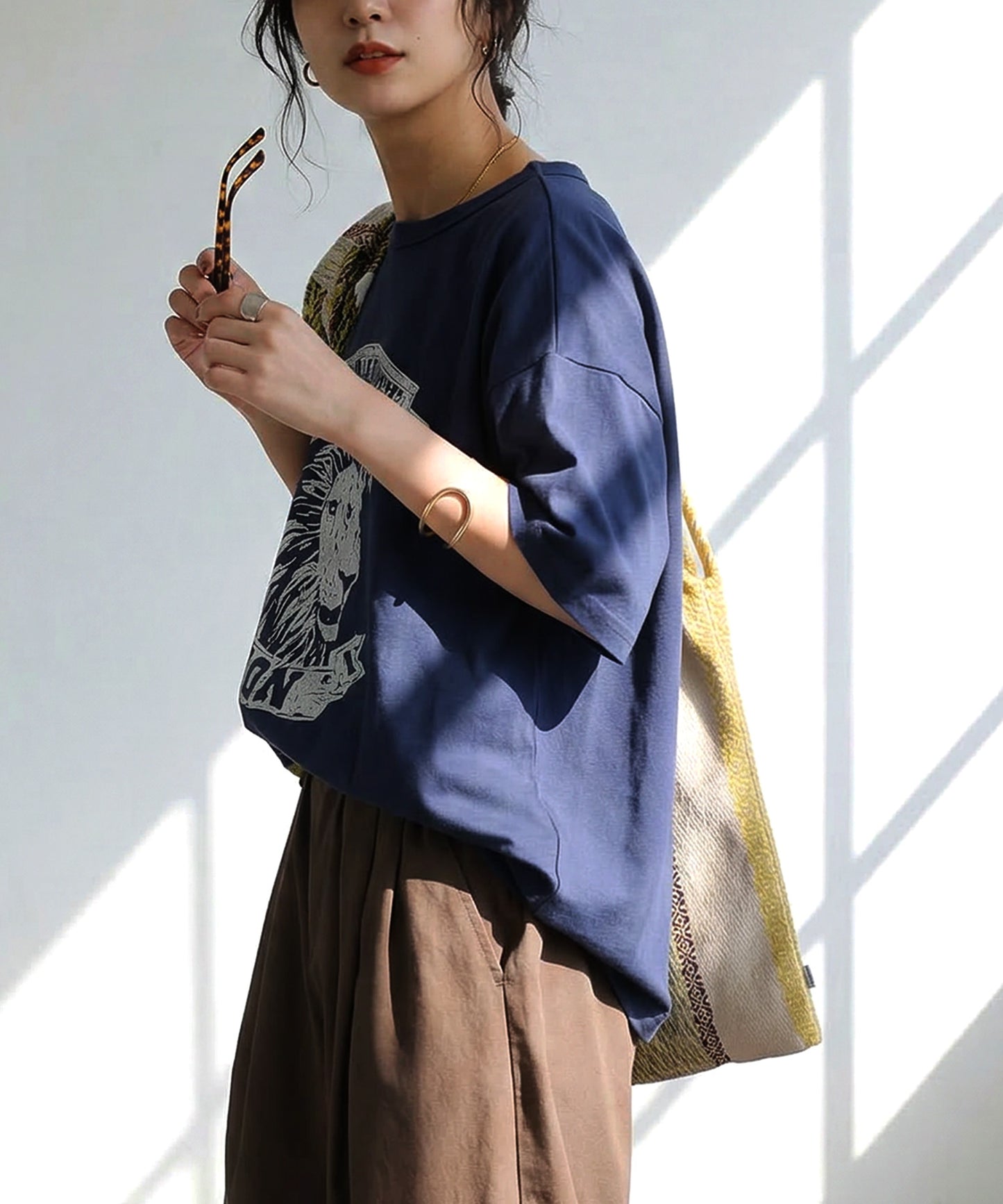Oversized Cotton T-Shirt with Animal Embroidery – Breathable & Cooling Summer Tee Ladies