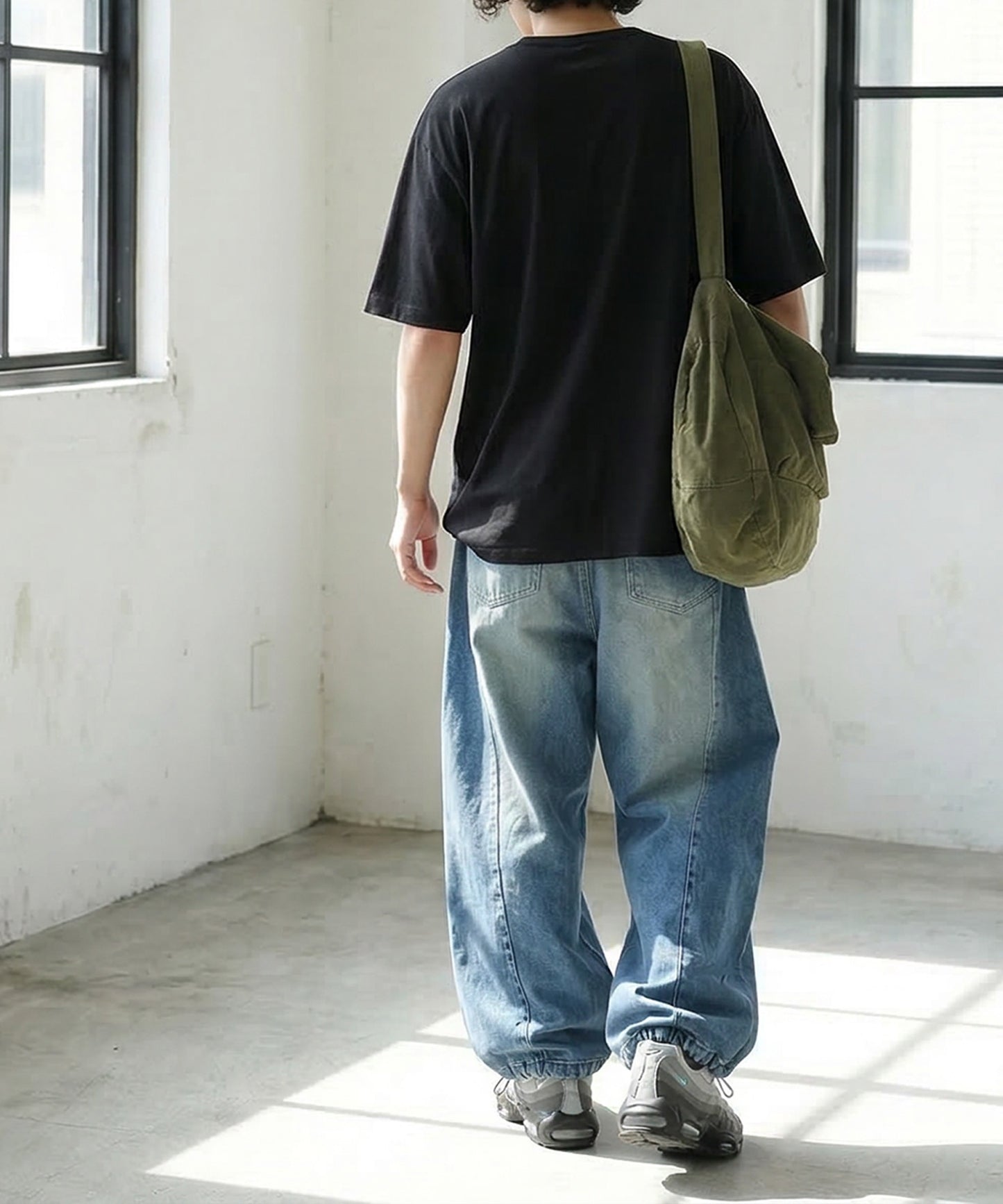 Oversized Cotton T-Shirt with Animal Embroidery – Breathable & Cooling Summer Tee Men’s
