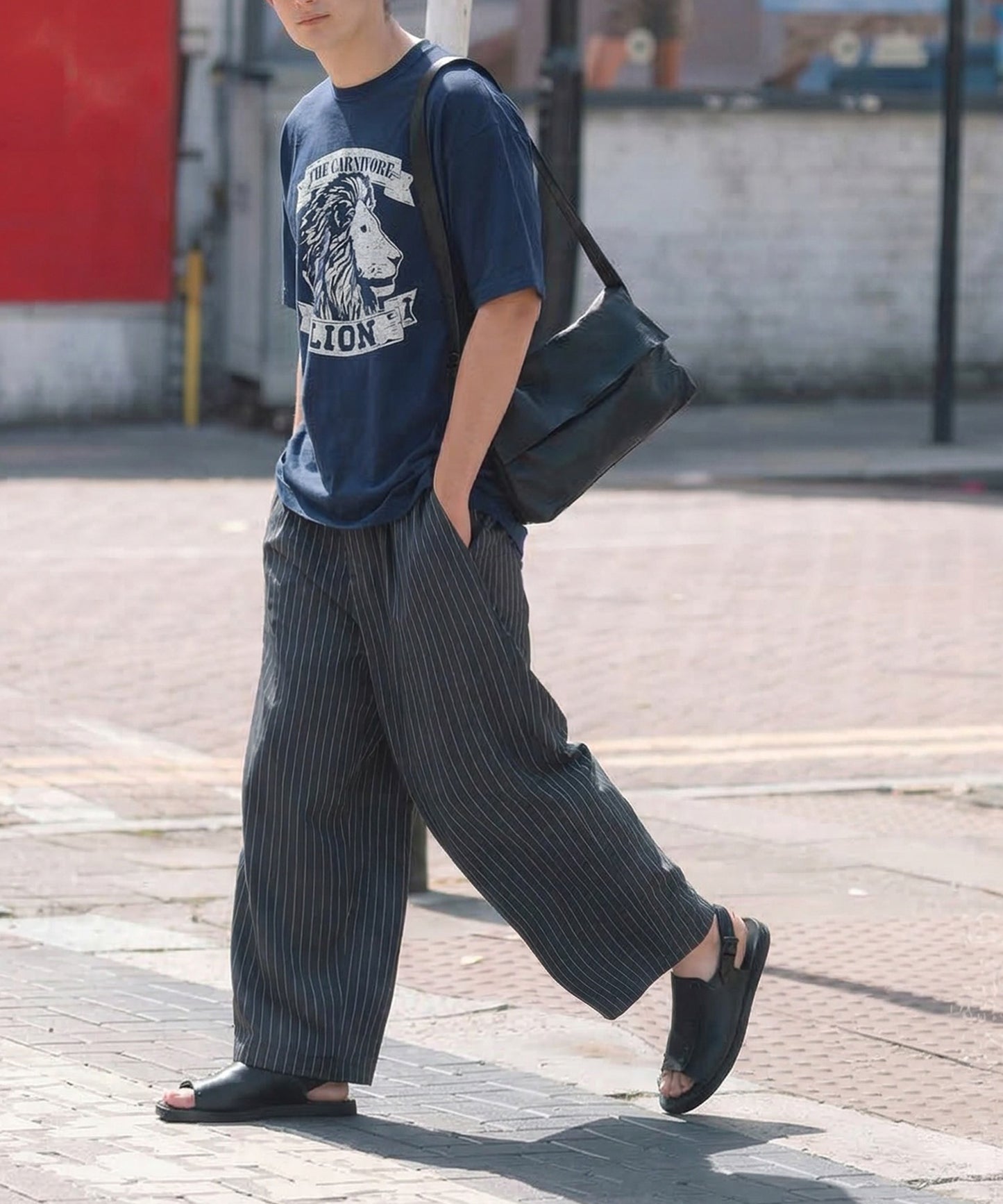 Oversized Cotton T-Shirt with Animal Embroidery – Breathable & Cooling Summer Tee Men’s