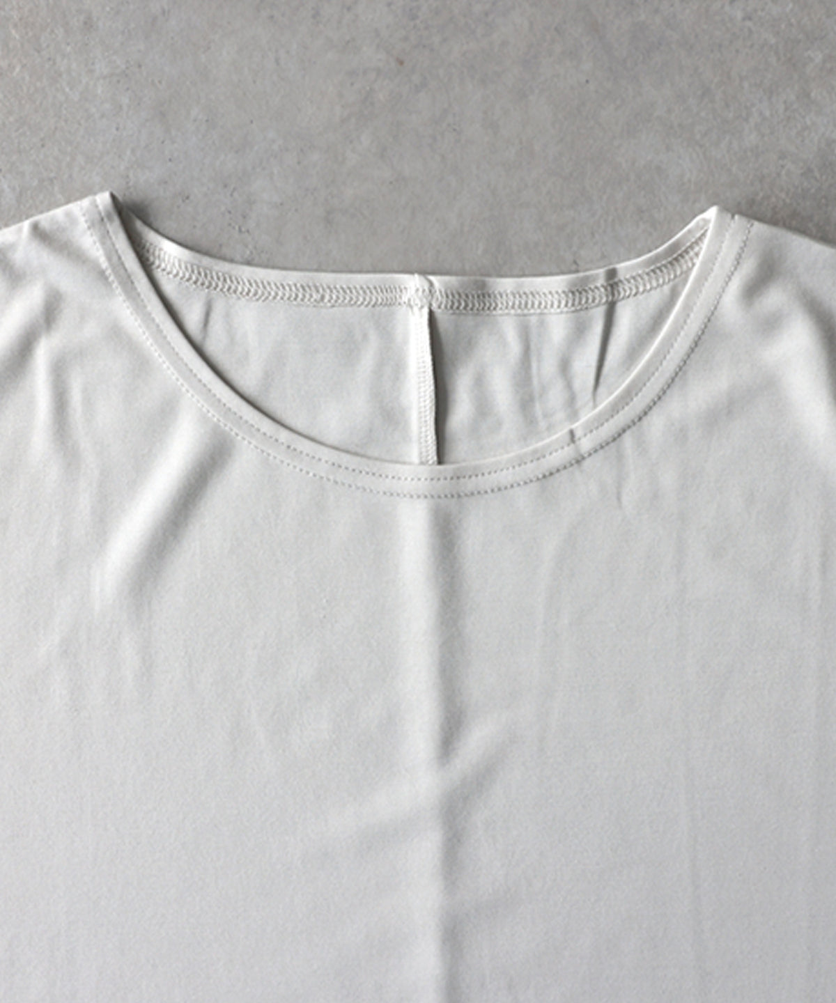 Cool-Touch, Smooth-Textured Long-Sleeved T-Shirt Men’s