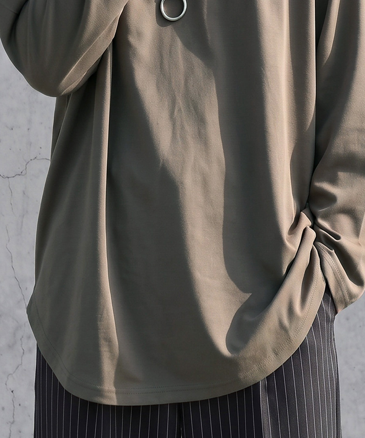 Cool-Touch, Smooth-Textured Long-Sleeved T-Shirt Men’s