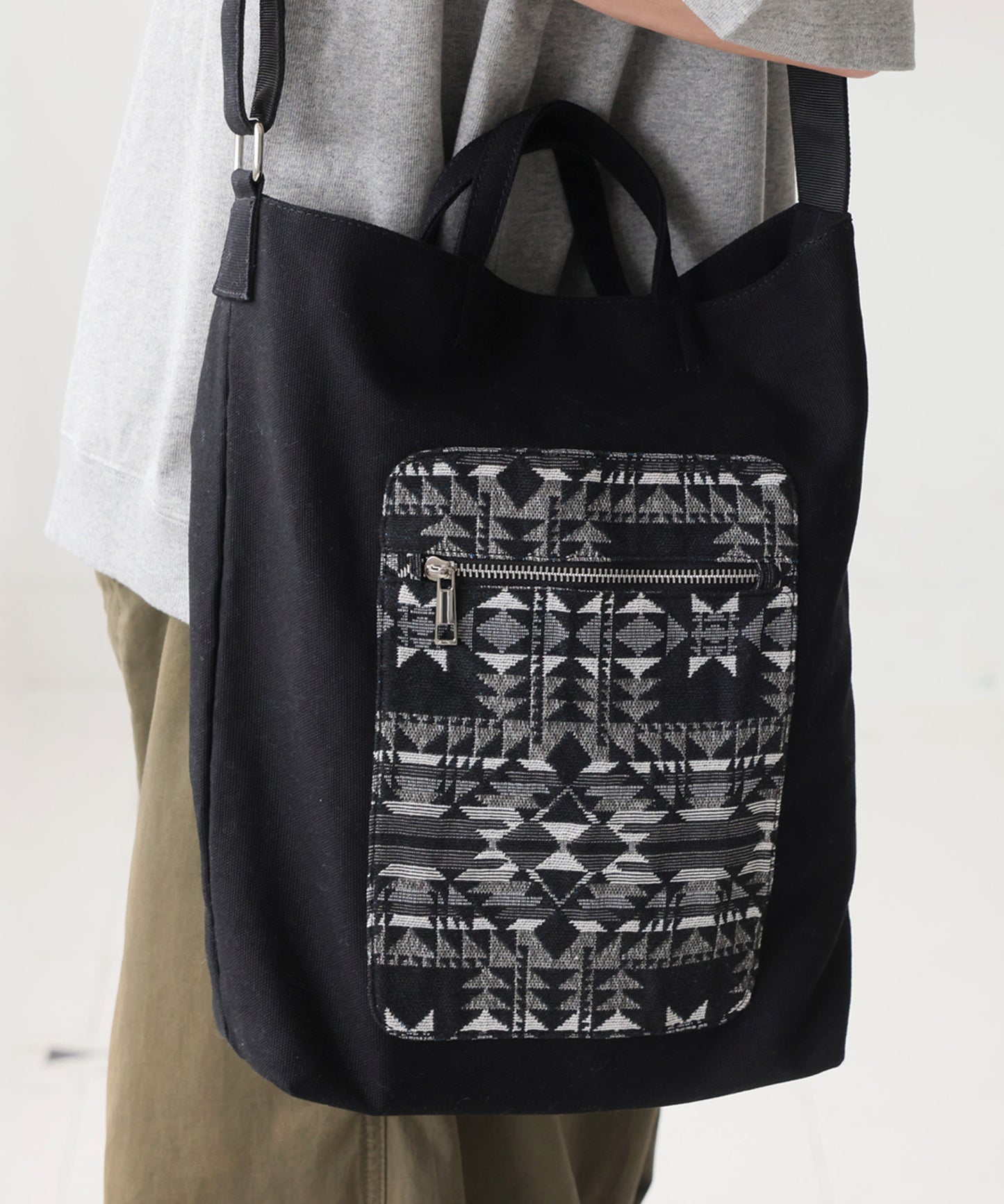 Ladies Kilim Pattern Canvas Tote Bag