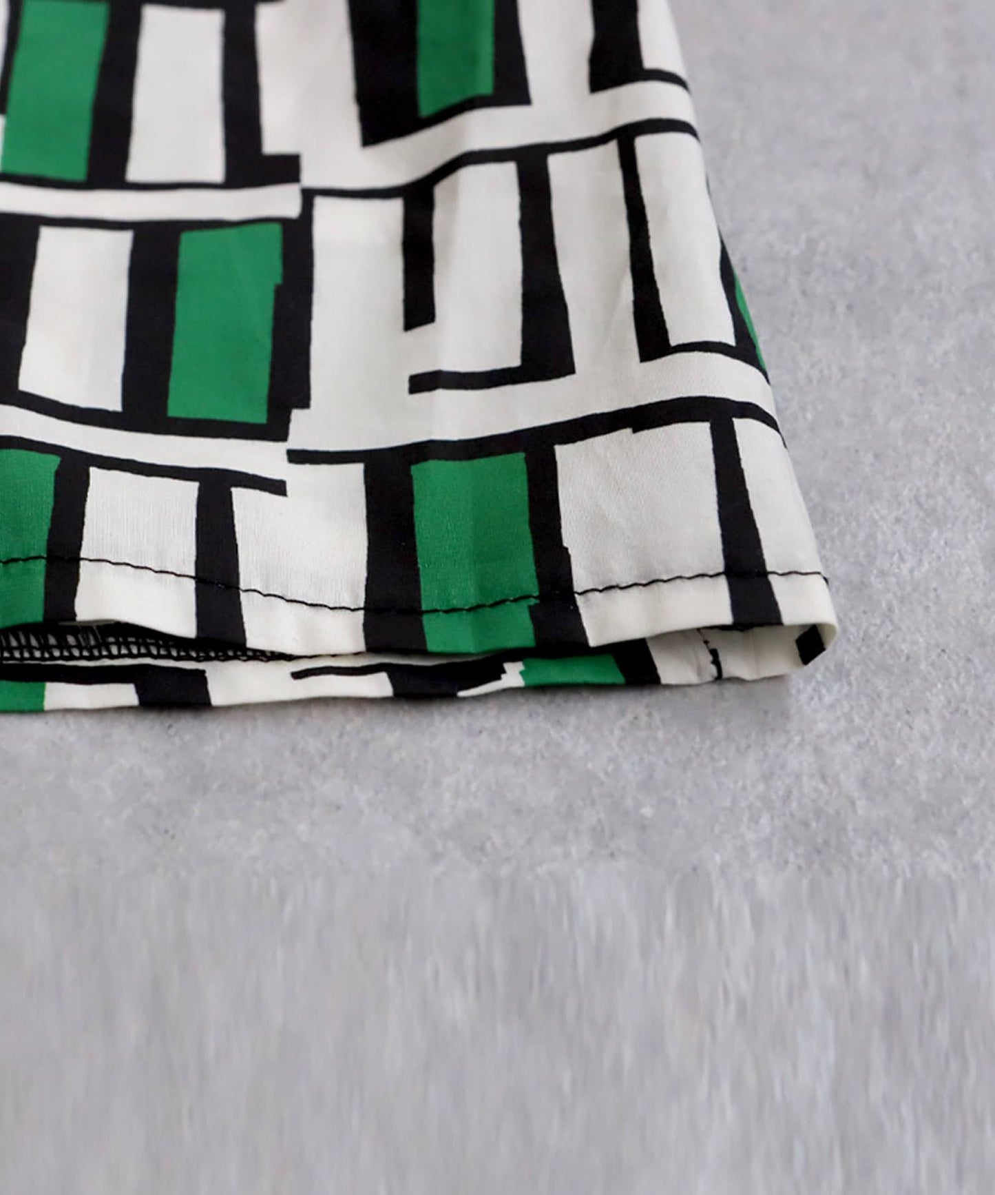 Men's Square Pattern Shirt