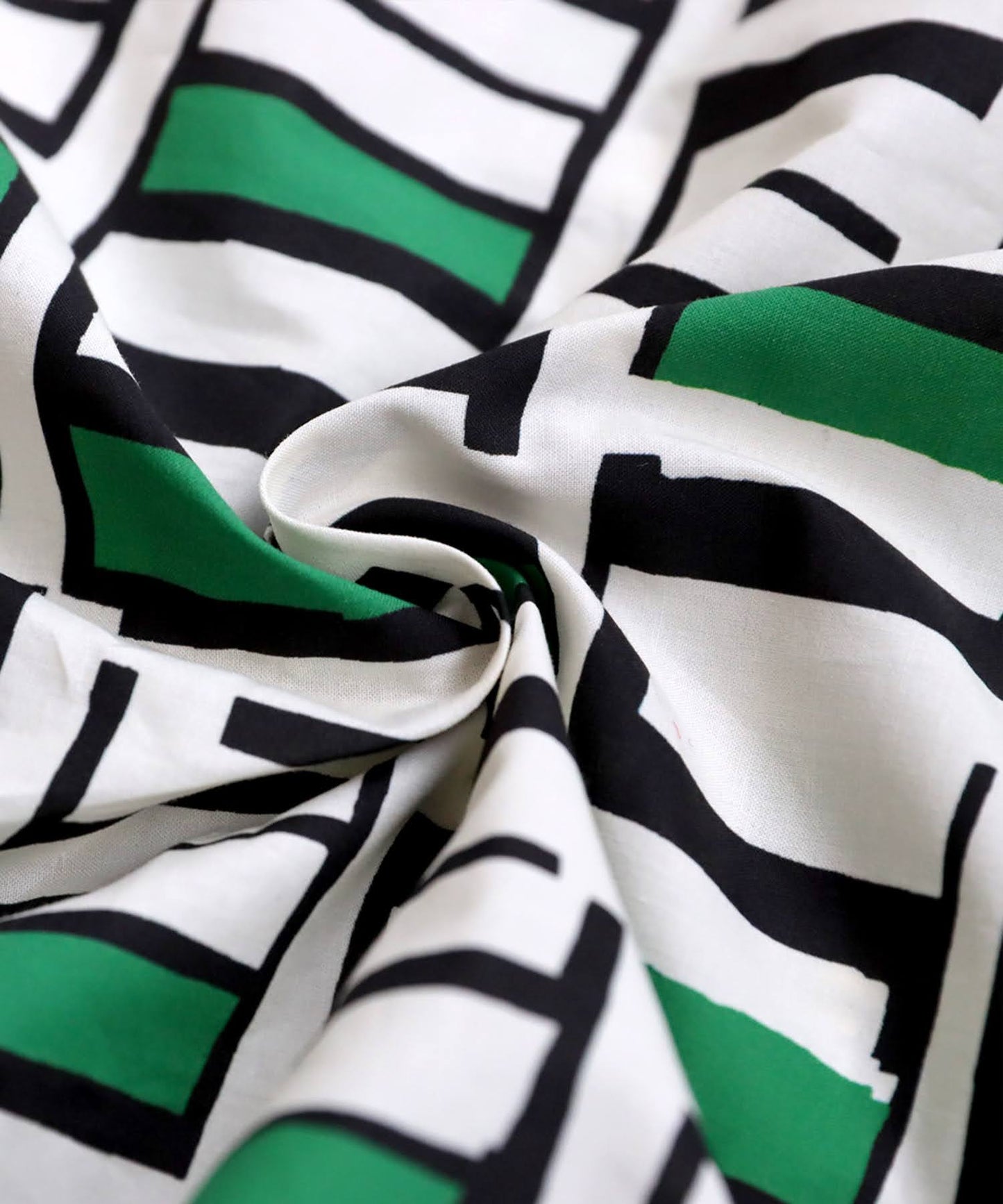 Men's Square Pattern Shirt