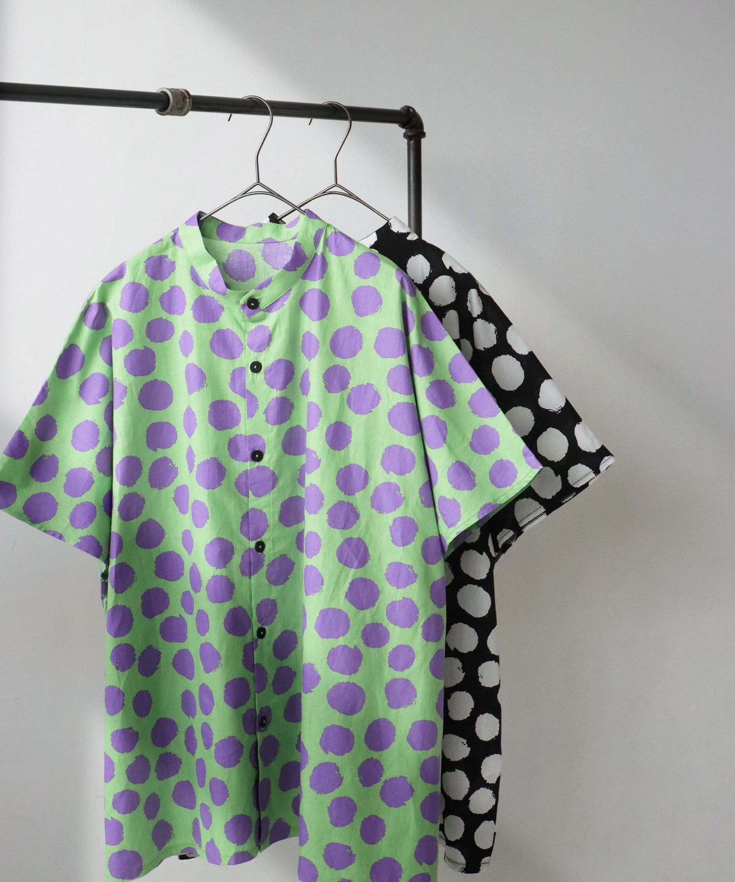 Dot pattern shirt Ladies short-sleeve