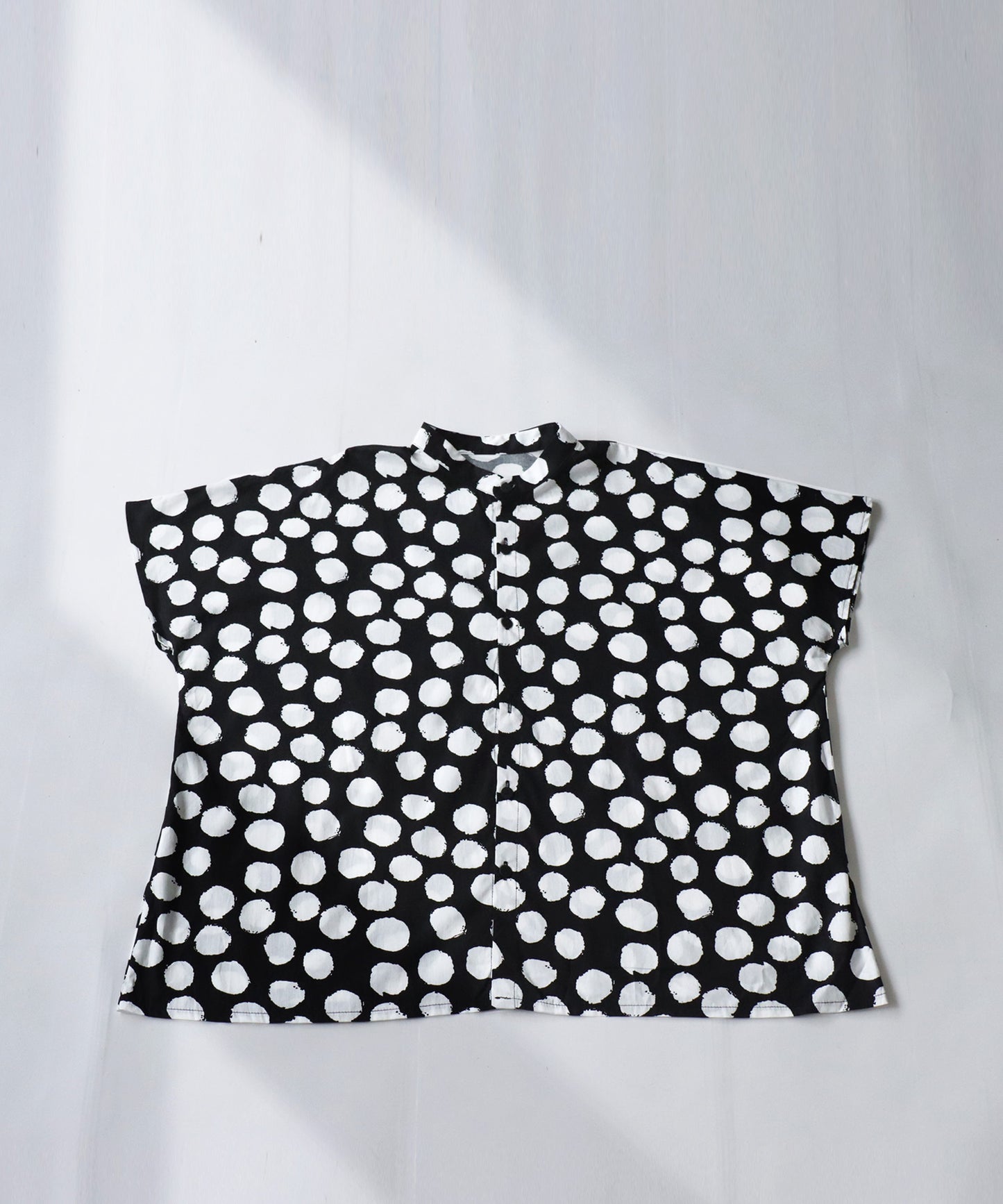 Dot pattern shirt Ladies short-sleeve