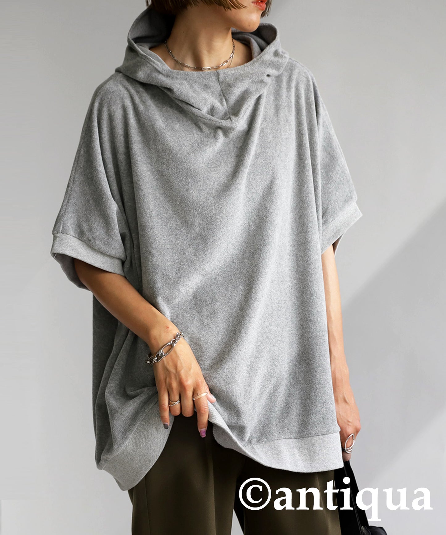 Pile fabric short -sleeved hoodie Ladies